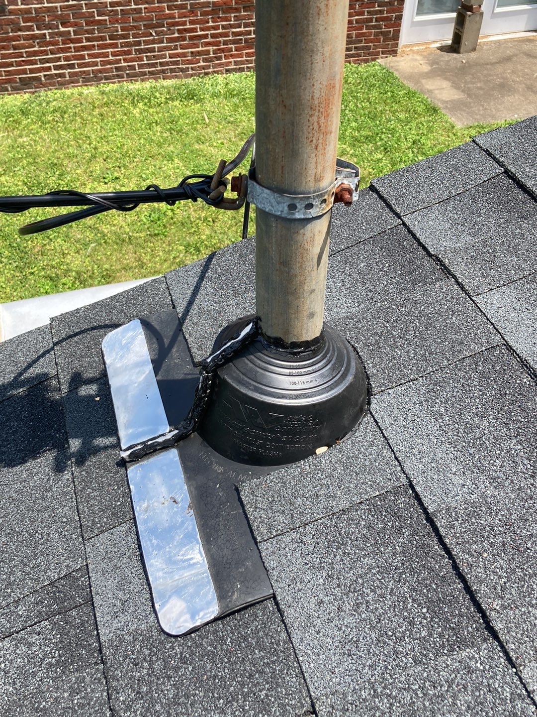 Residential Roofing Installation using GAF Timberline HDZ, Charcoal by Rainstoppers Roofing