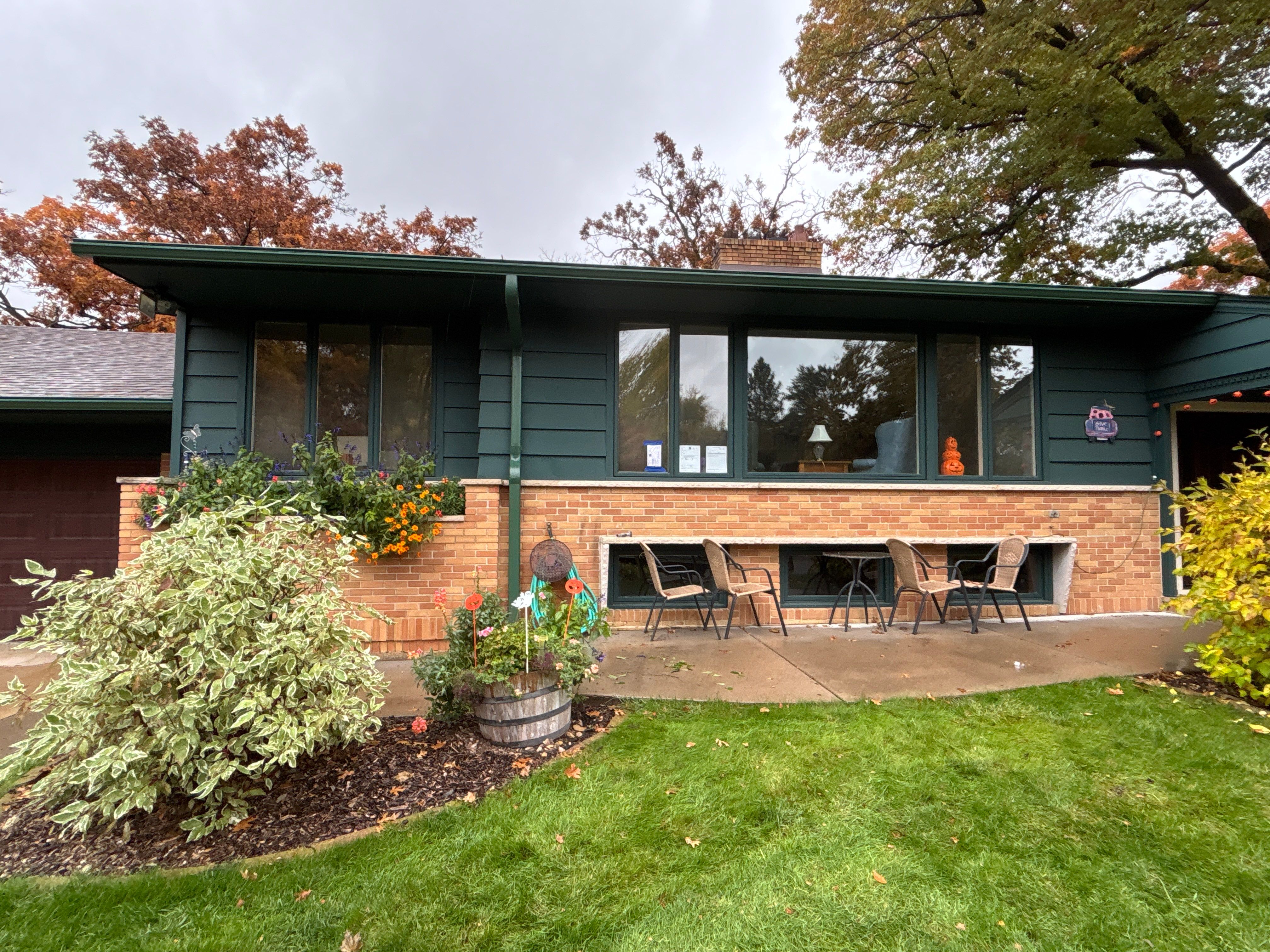 5-Inch Evergreen Seamless Gutters with Covers – Minnetonka, MN by Next Level Seamless Gutters / Exteriors Inc.