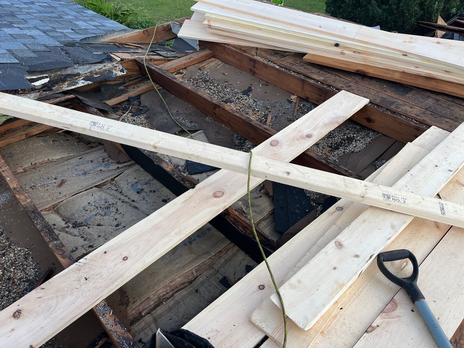 Project in St. Petersburg 33711 by Mitchell Roofing Company LLC 