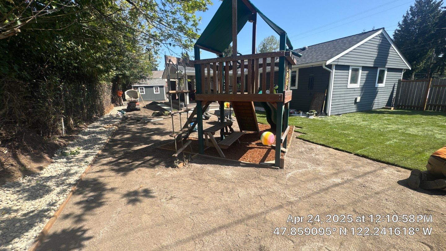 Backyard Renovation | Lynnwood  by Jireh Asphalt & Concrete Inc 