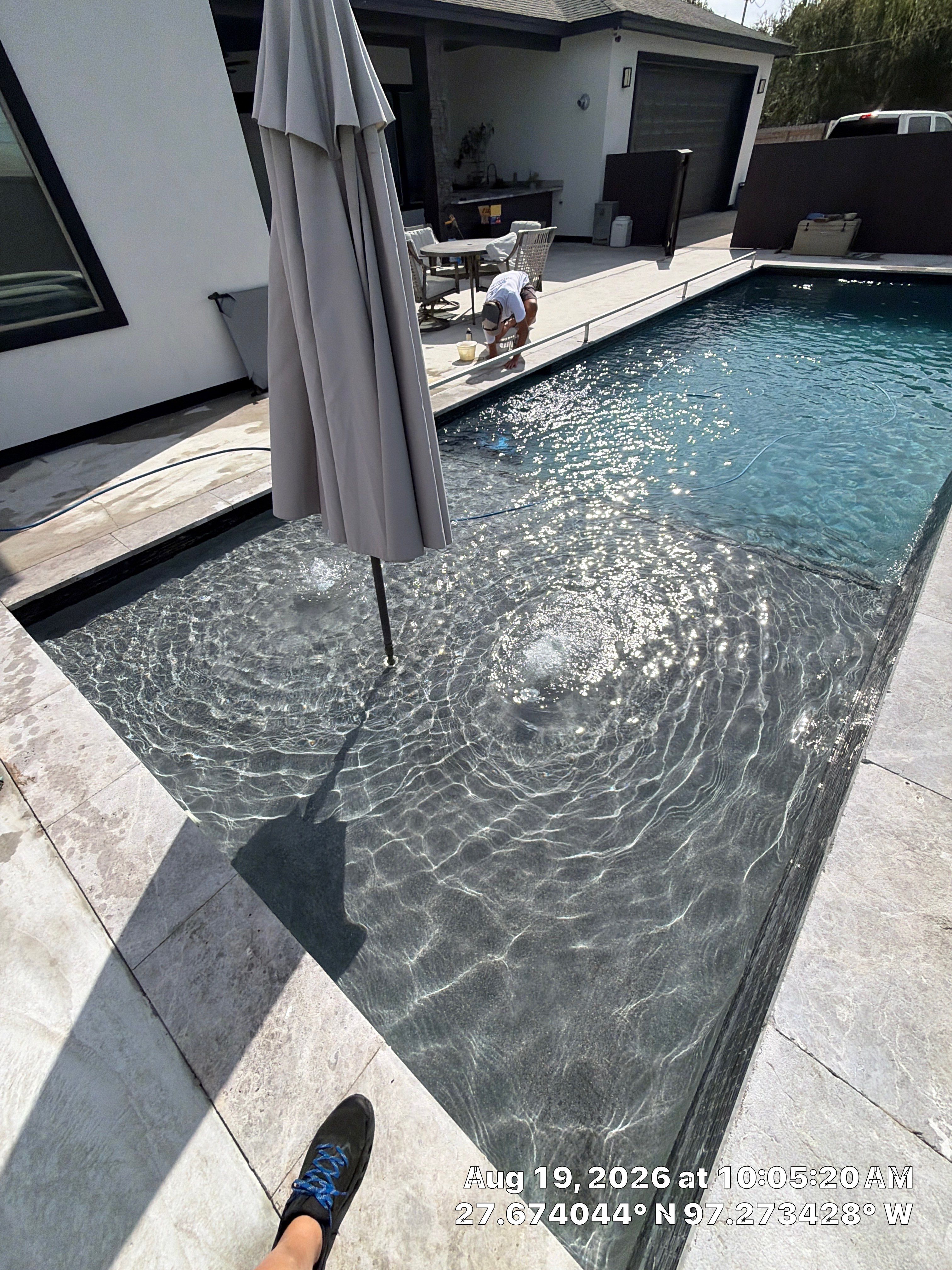 SleekPoolCleaning featured photo.