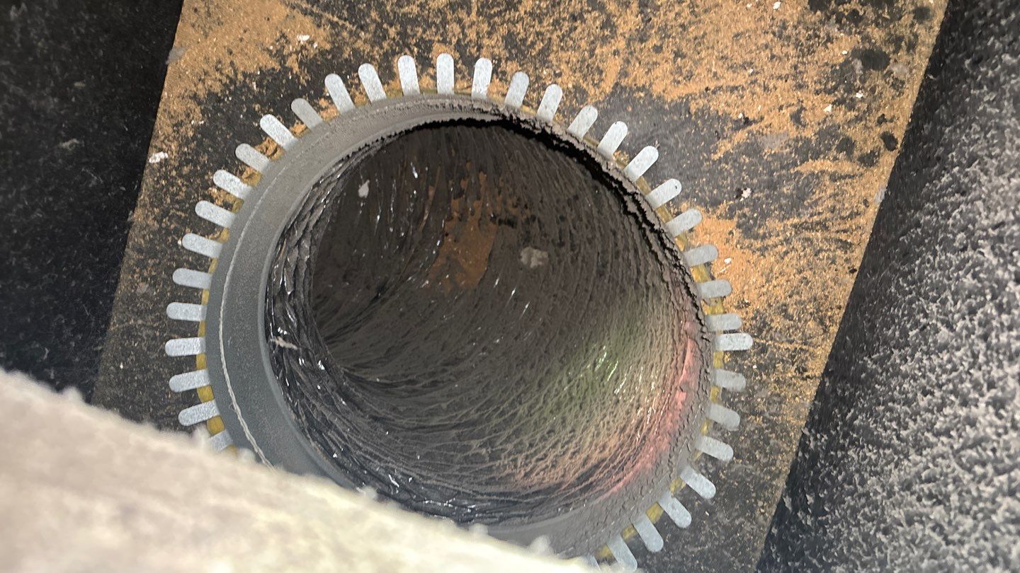 Dirty Air Duct Cleaning in Clermont by Hygienic Air, Inc