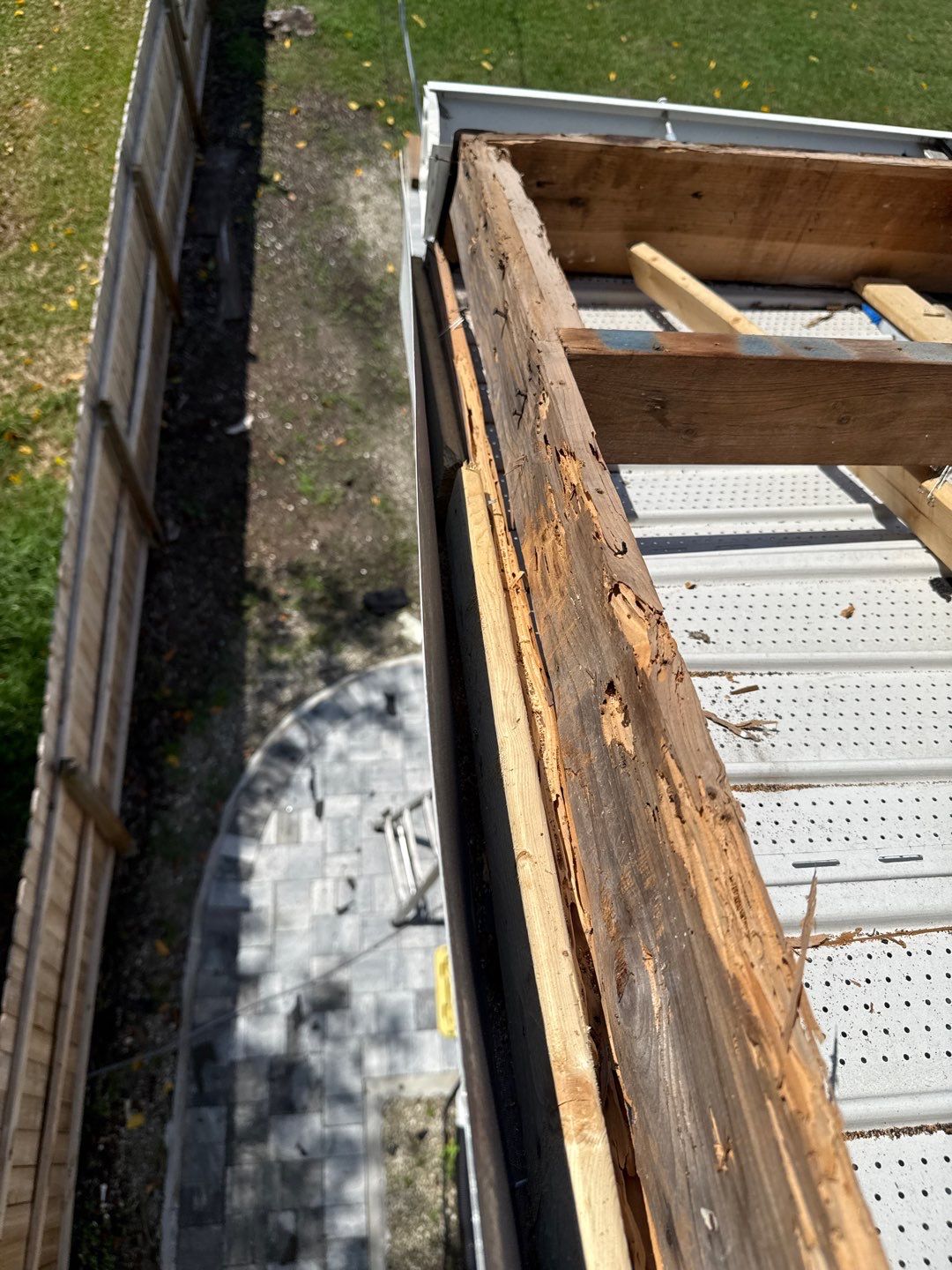 Project in St. Petersburg 33703 by Mitchell Roofing Company LLC 