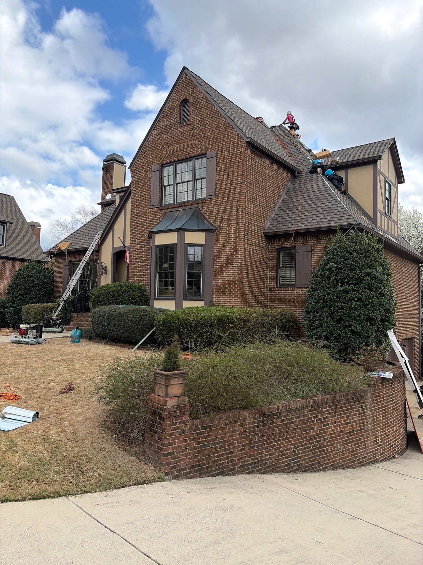 Residential Roof Replacement using GAF UHDZ- WEATHERWOOD by Elite Roofing LLC