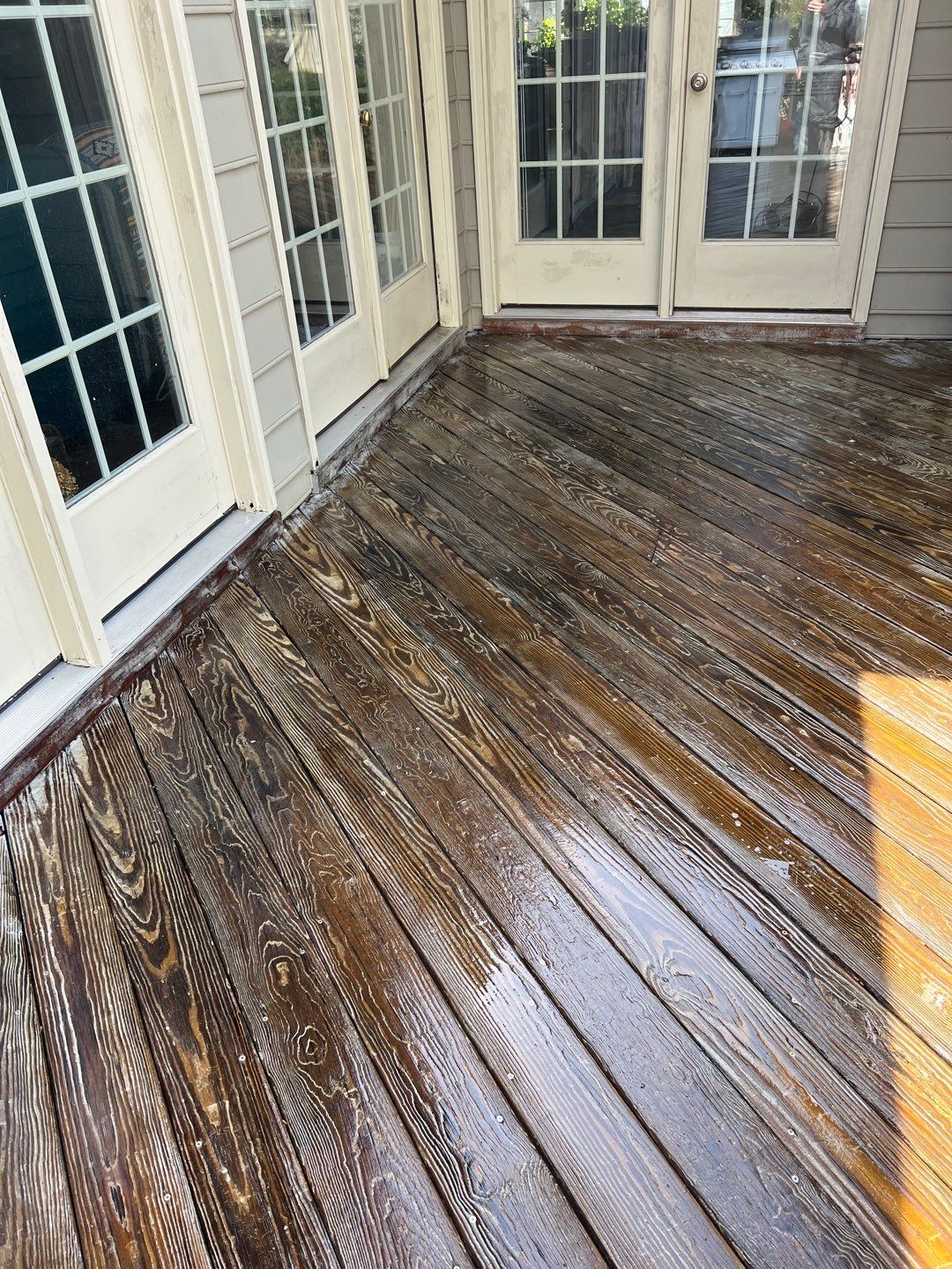 Coated Deck using Wood Sealant by DuraSeal
