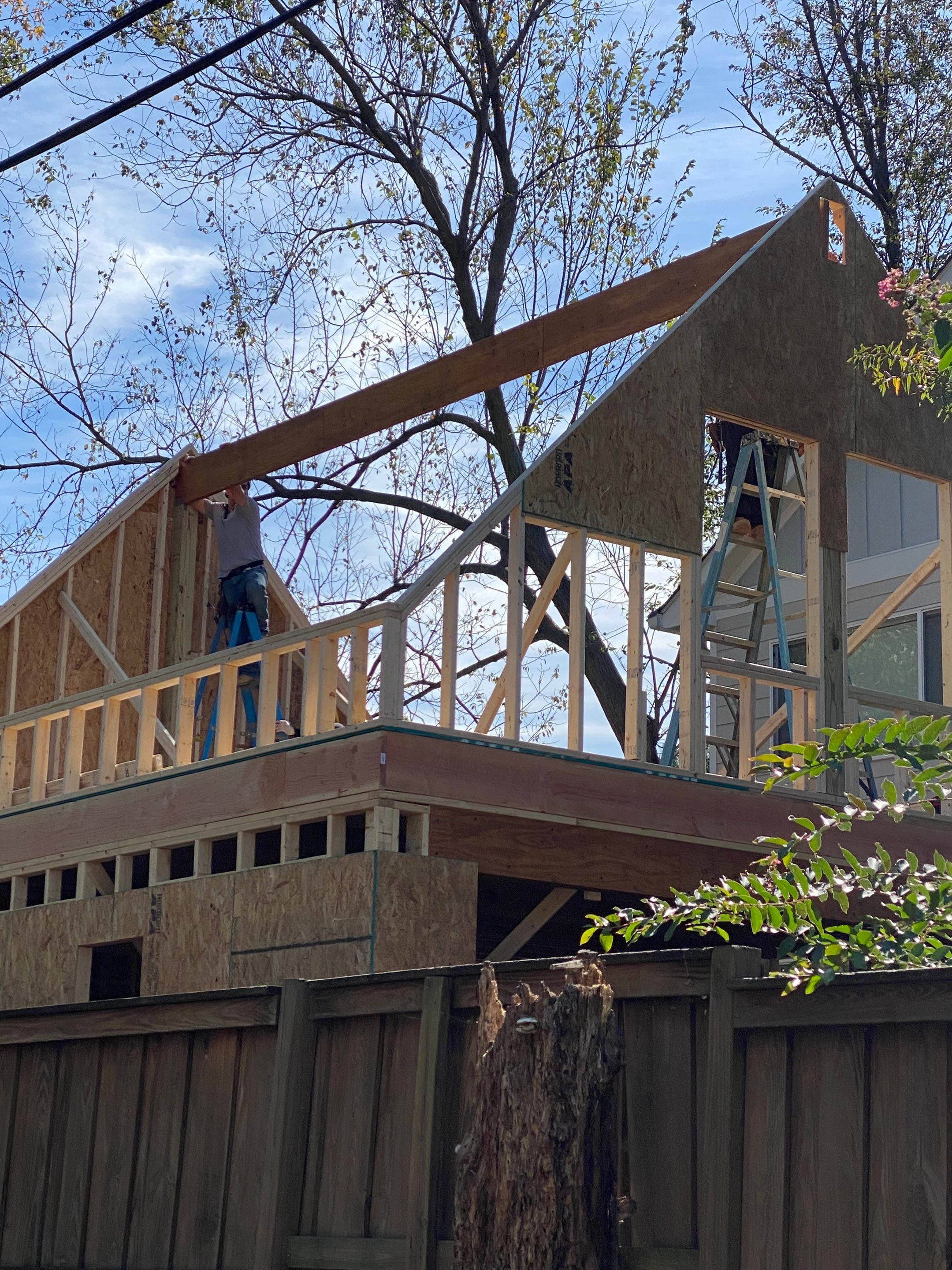 build car garage and efisienci room  using new construction by Jesus Master Handyman LLC 
