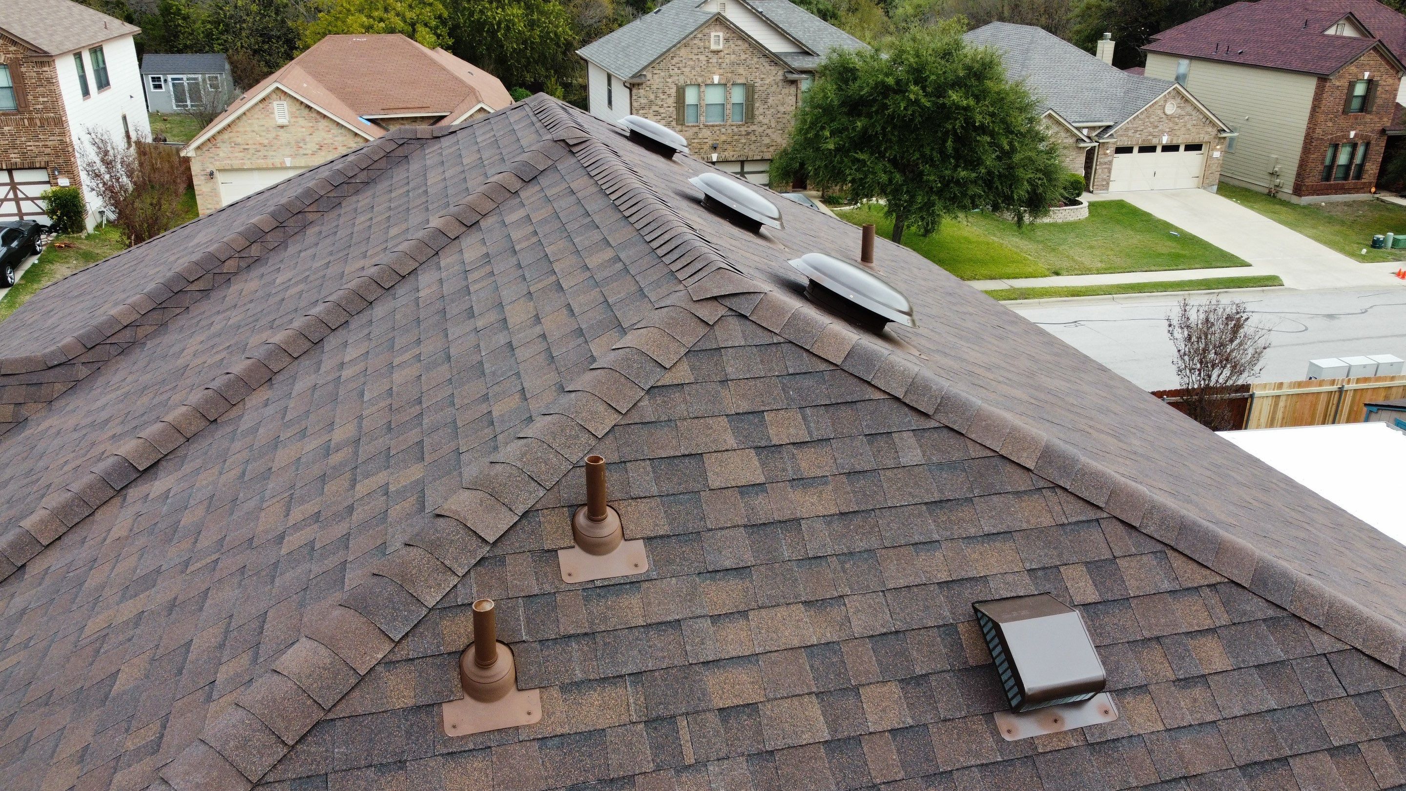 Residential Roofing Installation using Owens Corning Oakridge by Kstylez Roofing & Construction