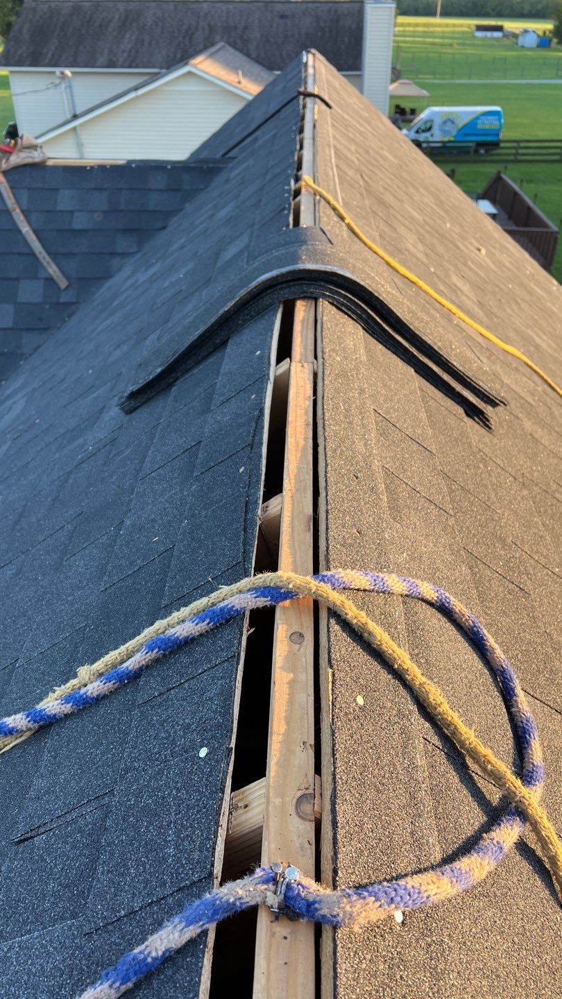 Residential Roofing Installation using Owens Corning Oakridge Roofing System by Undersun Roofing 