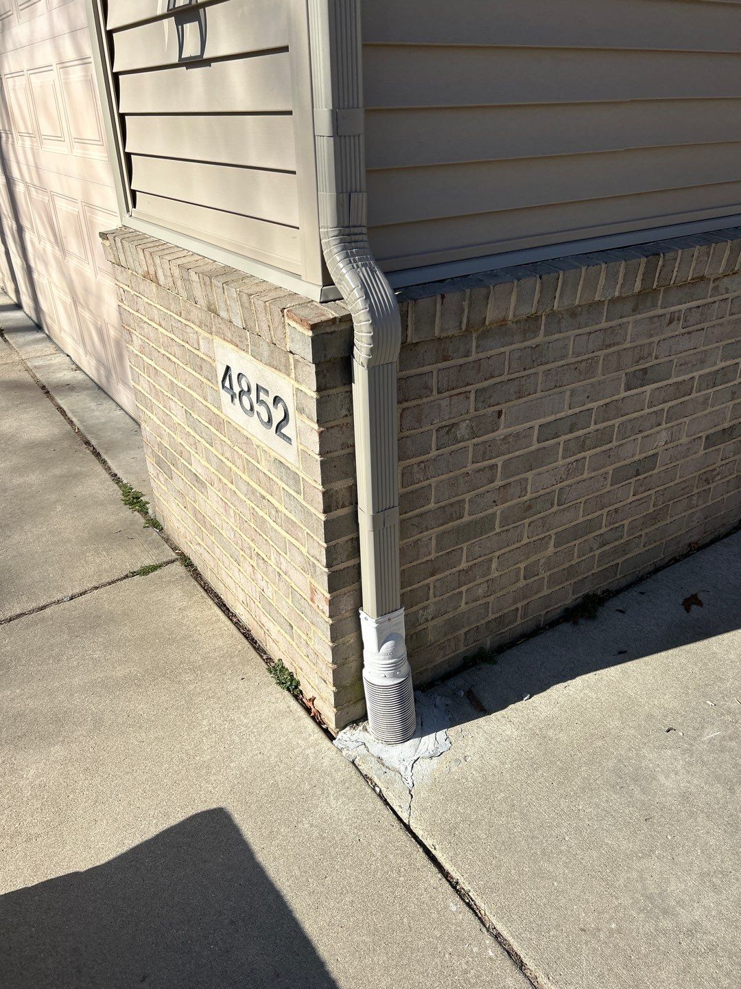 Siding Replacement using Certainteed Restoration Classic D4 by 180 Contractors
