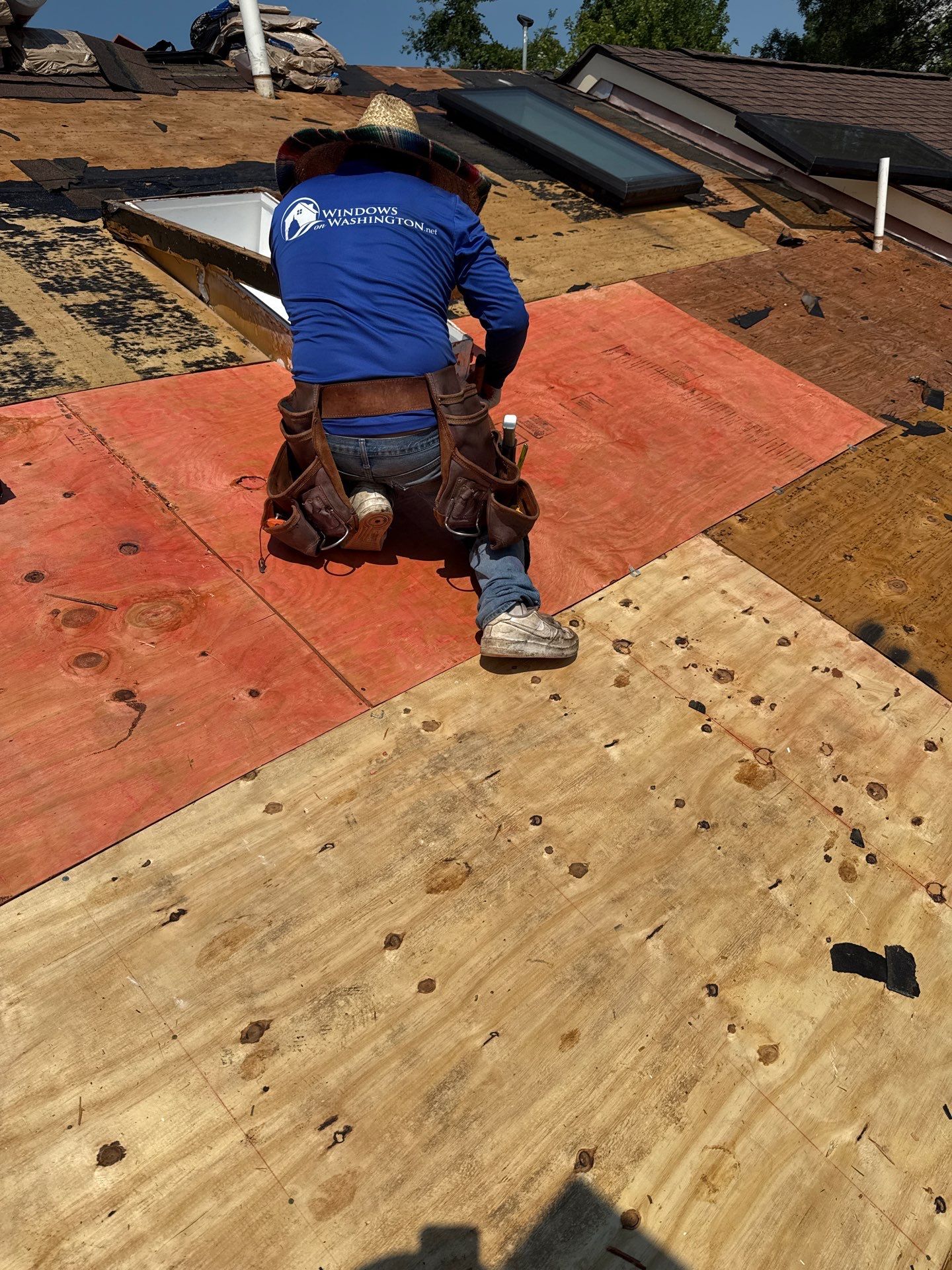 Alexandria: Residential Roof with CertainTeed Landmark Pro in Max Def Burnt Sienna by RM Banning, Inc.