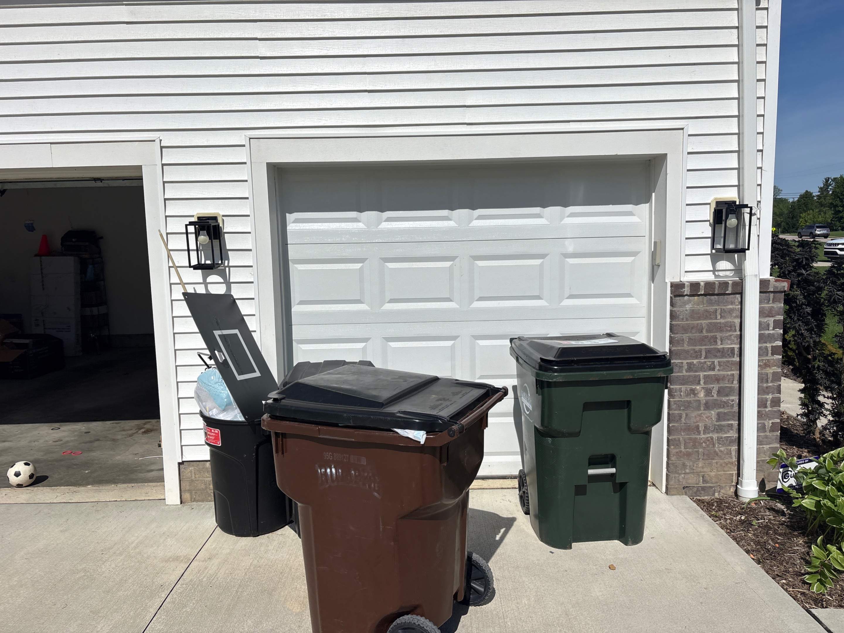 Garage Door Top Panel Replacement in Aurora, Ohio! by Ohio Garage Door Repair