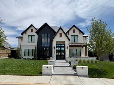 8340 Continental-Pool & Landscape