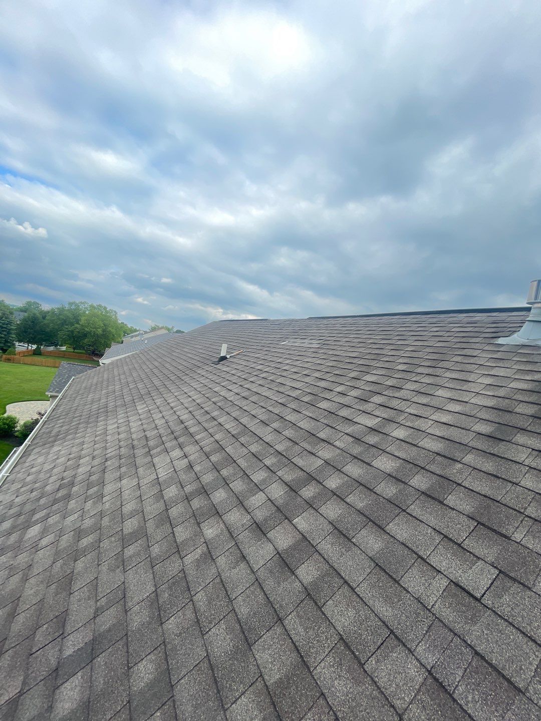 roof replacement using Onyx Black Durations by WIW Enterprises Inc