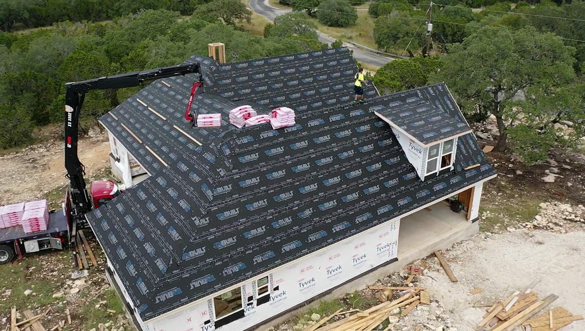 New Home Construction using Owens Corning 30 year Architectural Shingles by Premier Roofing and Contracting