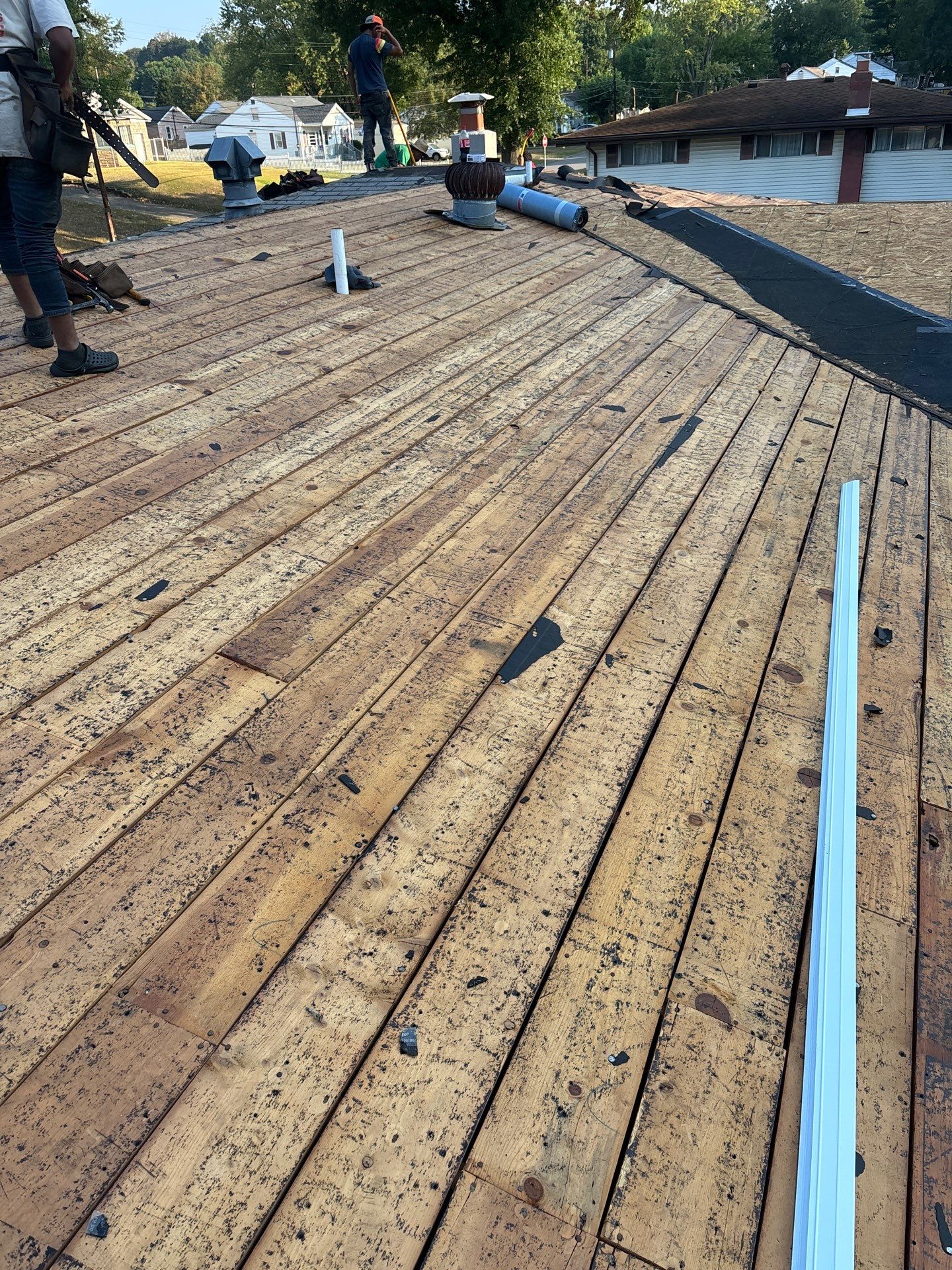 Residential Roofing Installation using GAF Timberline HDZ Charcoal by Rainstoppers Roofing