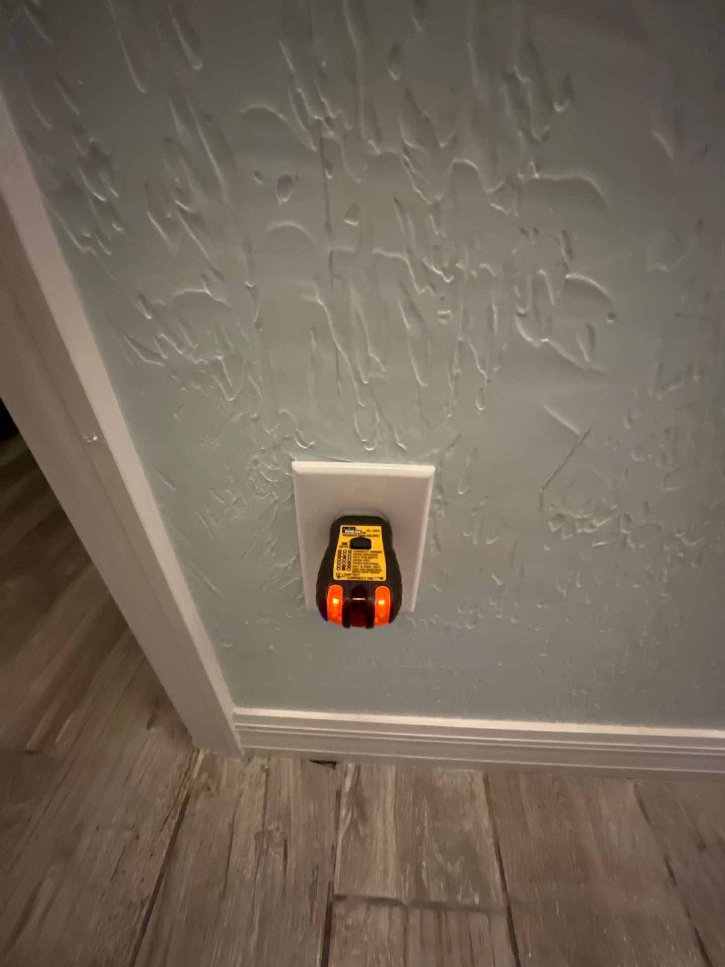 New Bathroom Outlet in Orlando by Smartron Electric