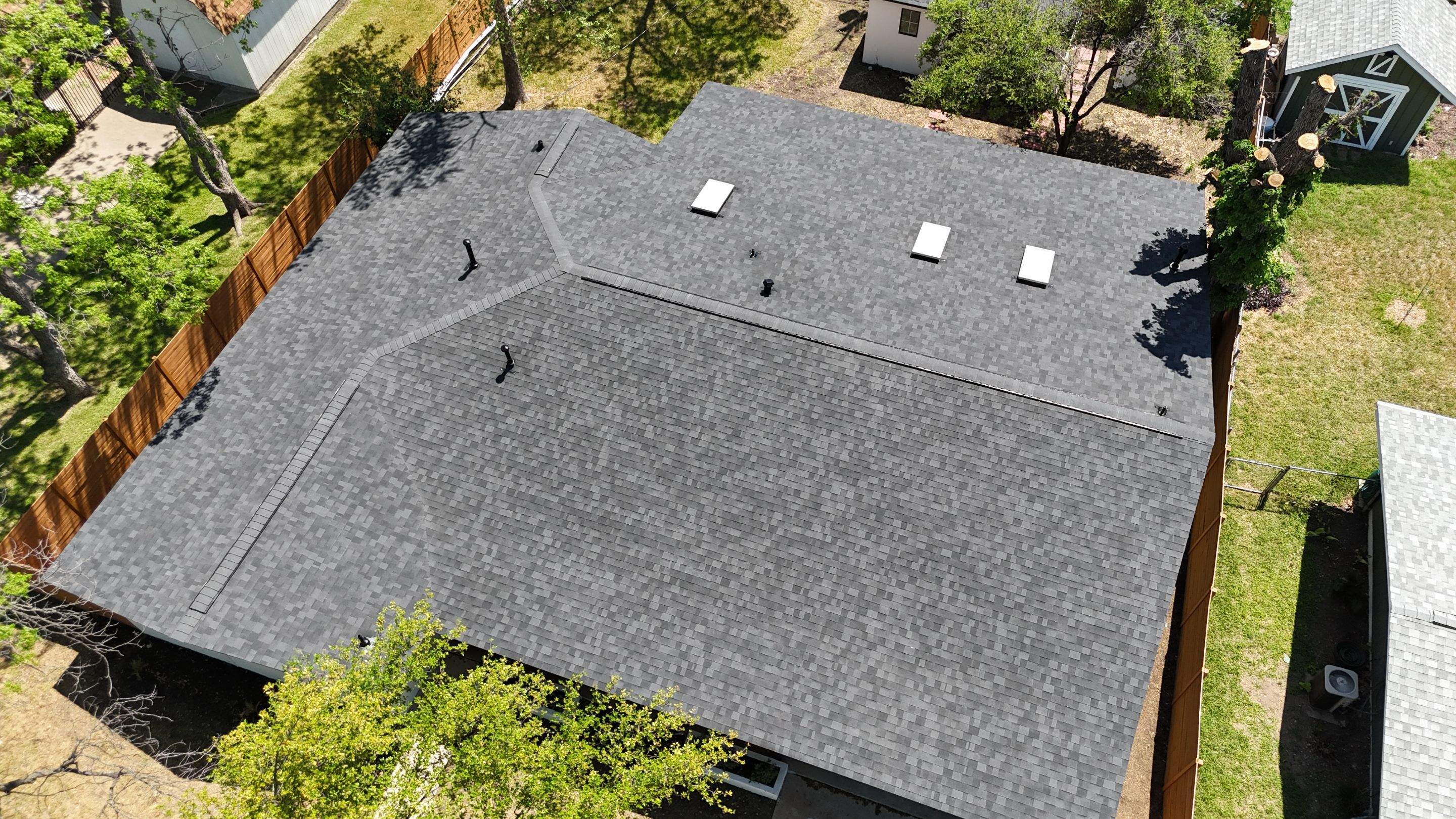 Onyx Black - Owens Corning TruDefinition Duration  by RoofsOnly.com