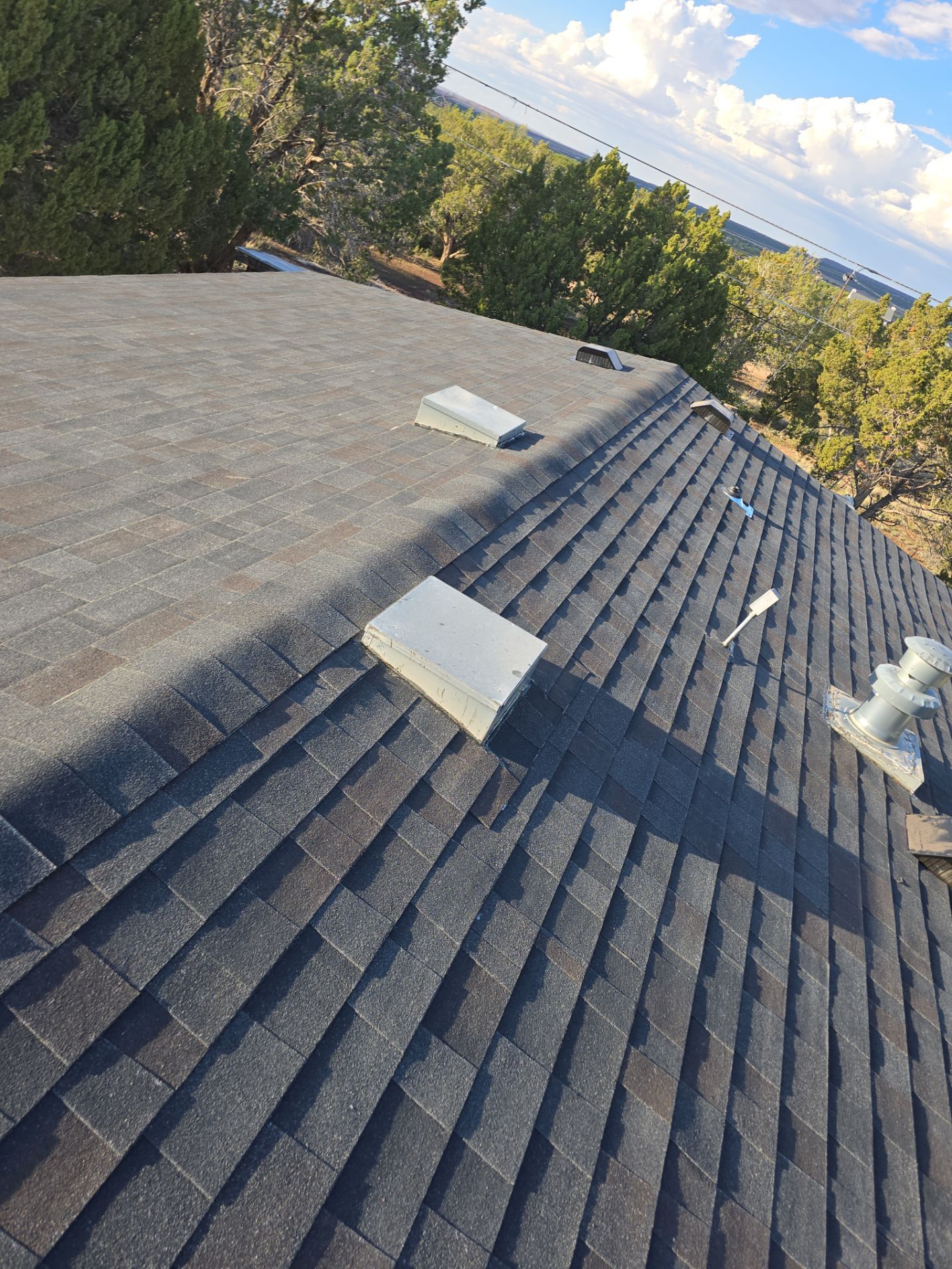 Black Oak Project in White Mountain Lakes by Slade Roofing