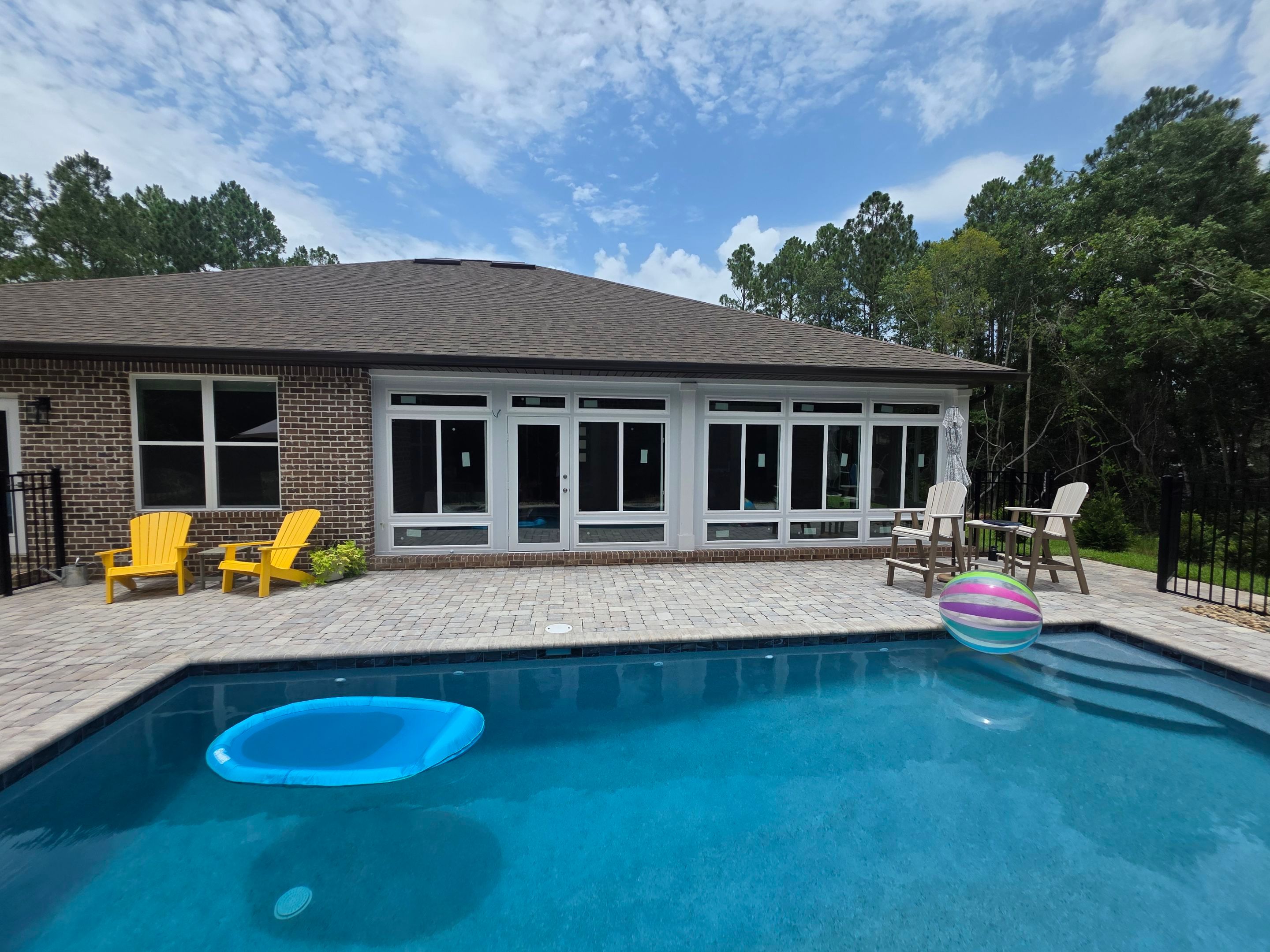 Glass Room in Navarre by Titan Sunrooms