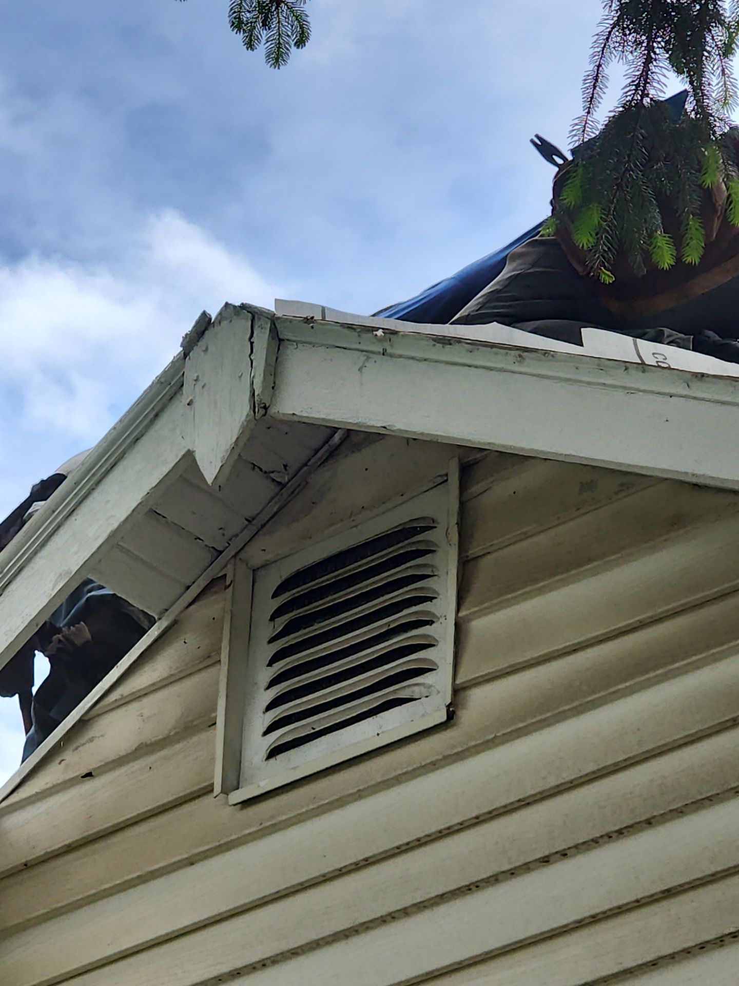 Re-roof the Art Studio nestled among the pines by SOS Home Ohio 