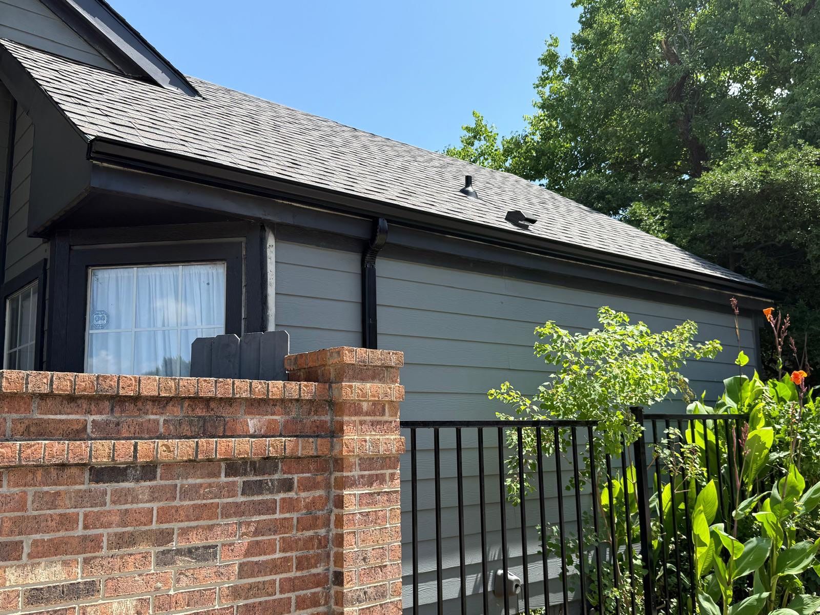 Project in Dallas by Armor Roofing | Exteriors