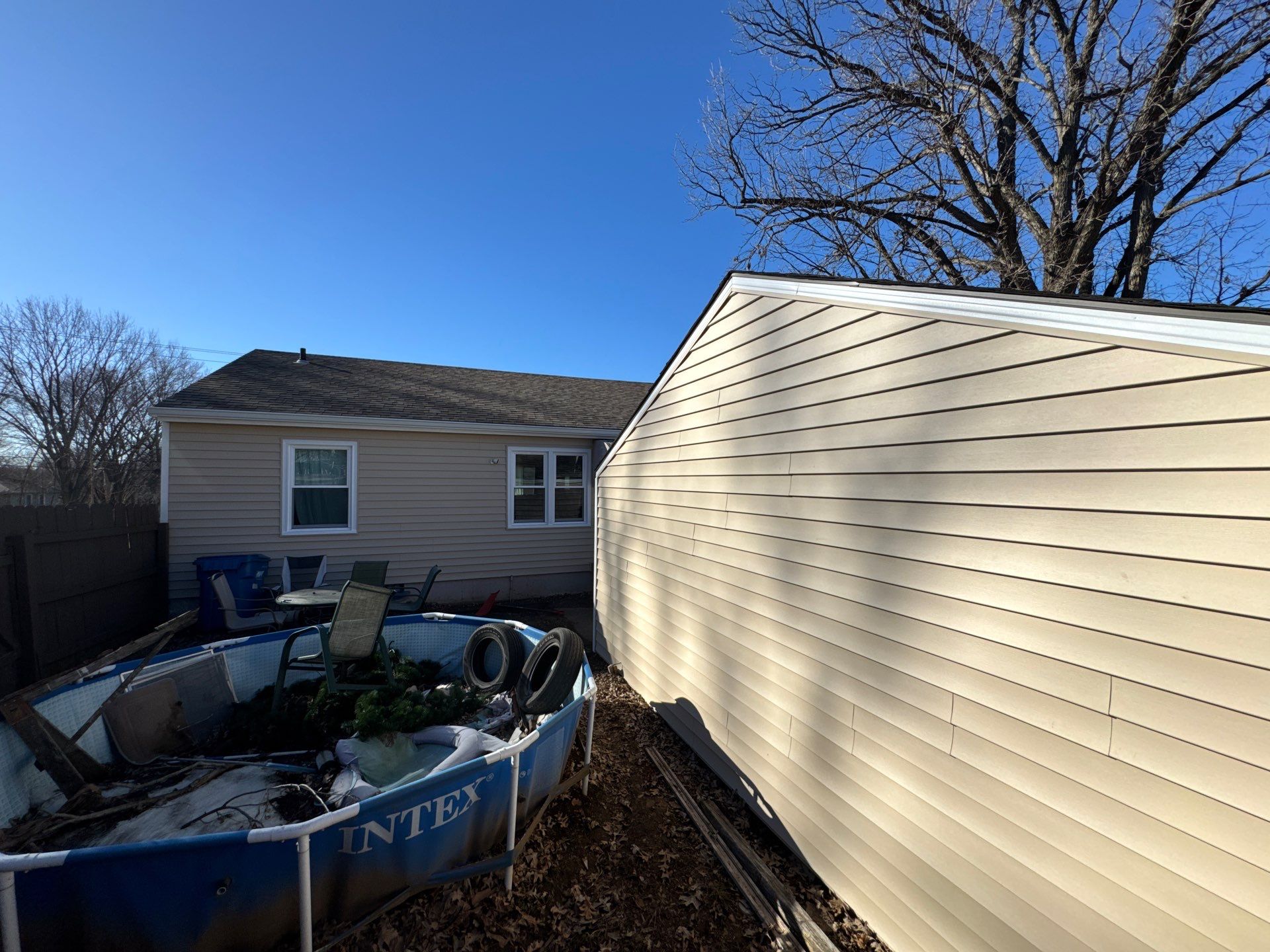 Siding Installation using Extrerior Porfolio Vinyl Siding  by EEC  Windows, Siding & Roofing 