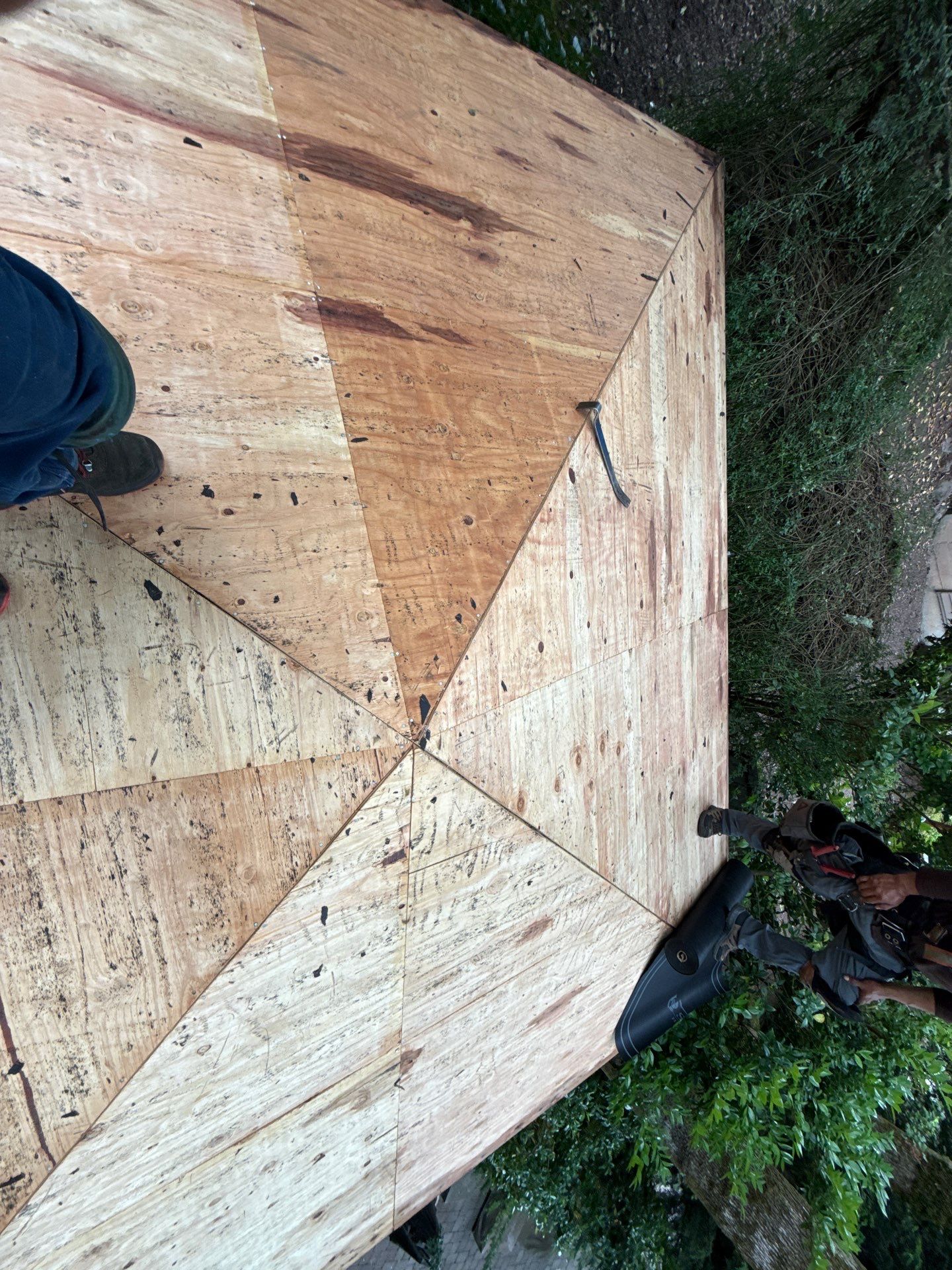 Project in West linn by Tom Leach Roofing