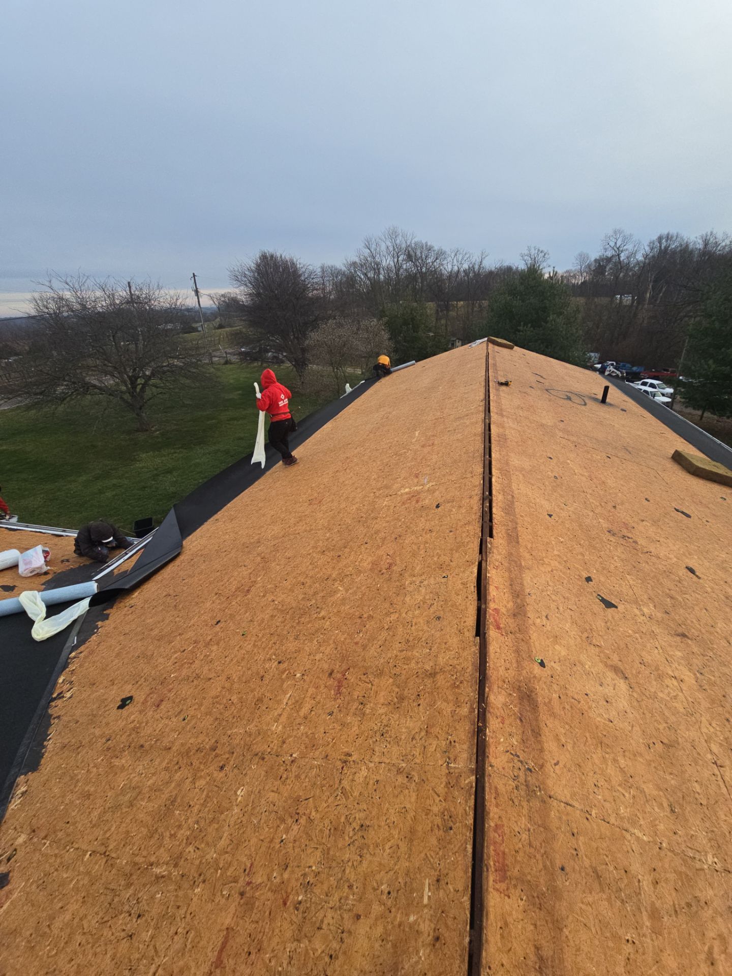 Roof Replacement with GAF Timberline HDZ Shingles in Morning View, KY by Empire Contractors