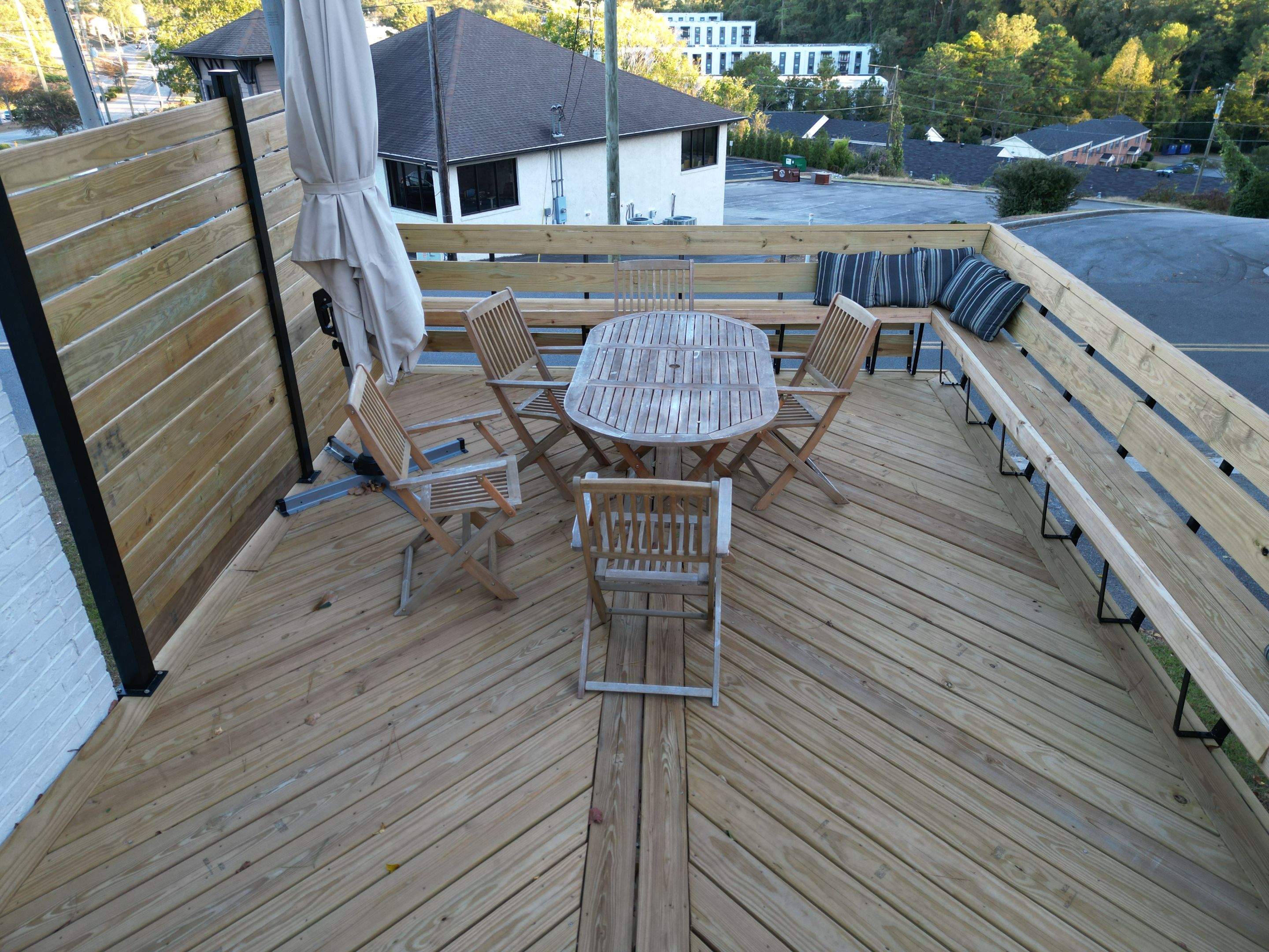 Independence Drive - Deck Installation   by Pillar and Pine