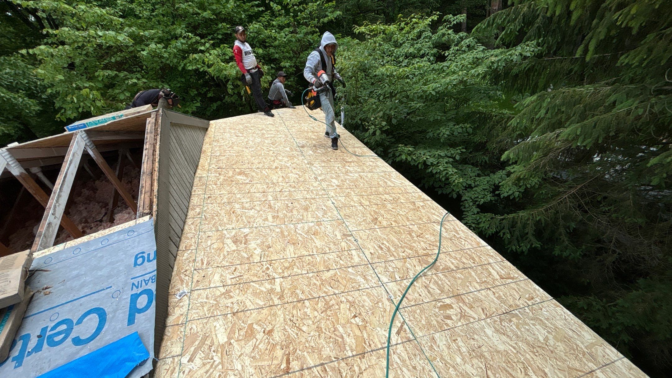 Roof Replacement using CertainTeed Landmark by 180 Contractors