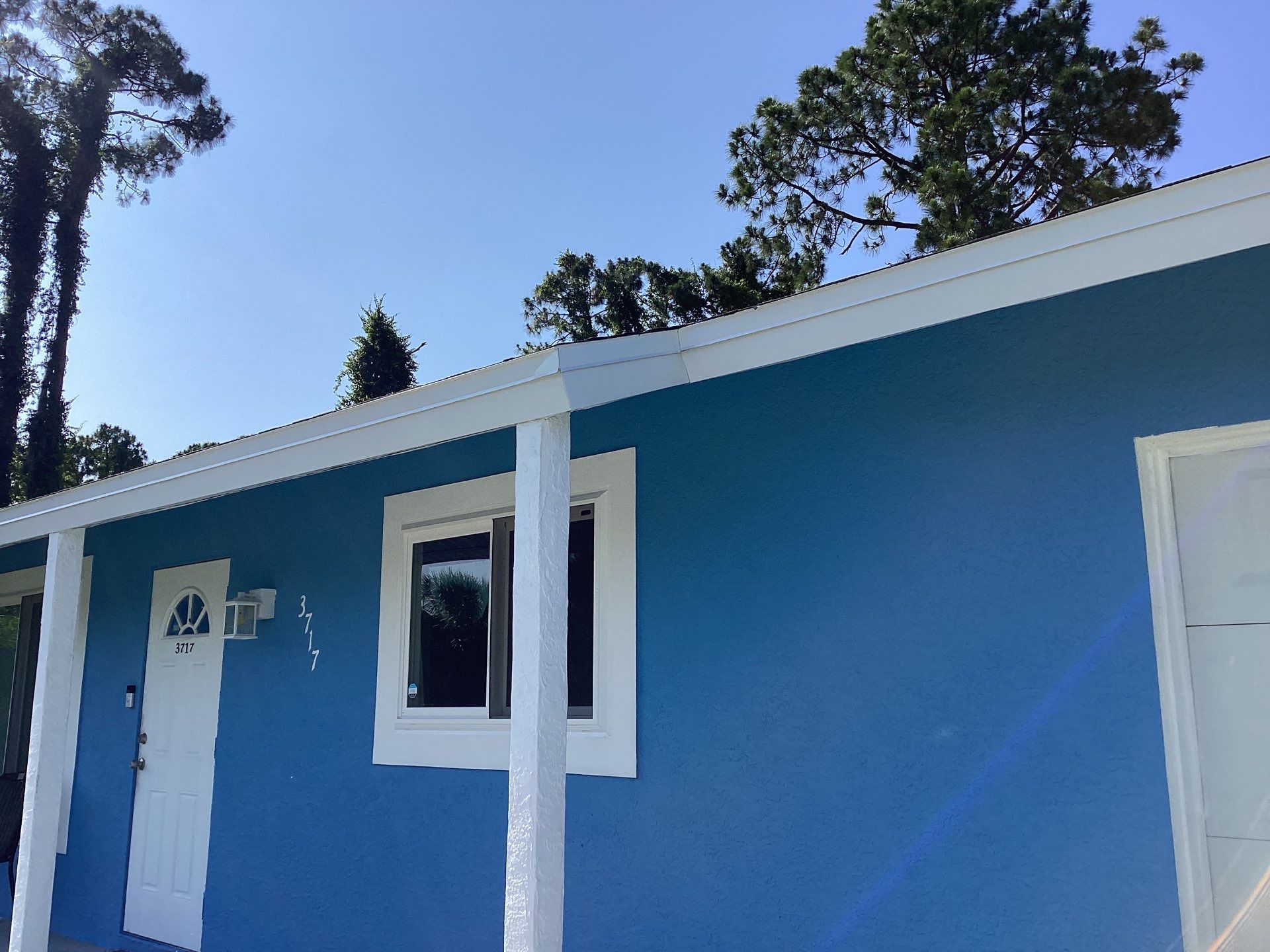 White K-Style Gutters in Fort Myers FL by Gutter Professor by Gutter Professors
