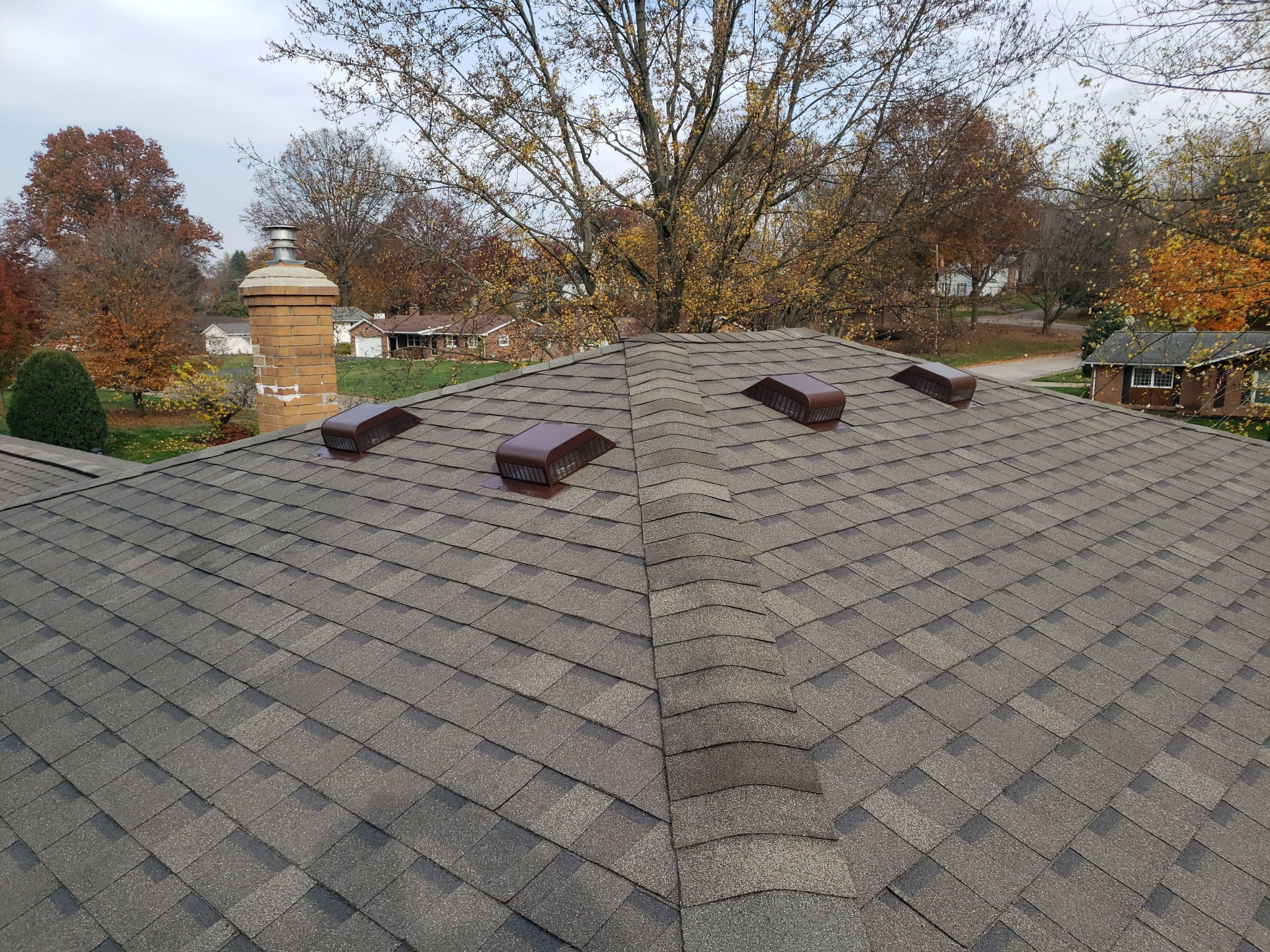 ATLAS PINNACLE COLOR: PRISTINE SCOTCHGARD WEATHERED DRIP EDGE: MUSKET BROWN by Eagle Eye Roofing