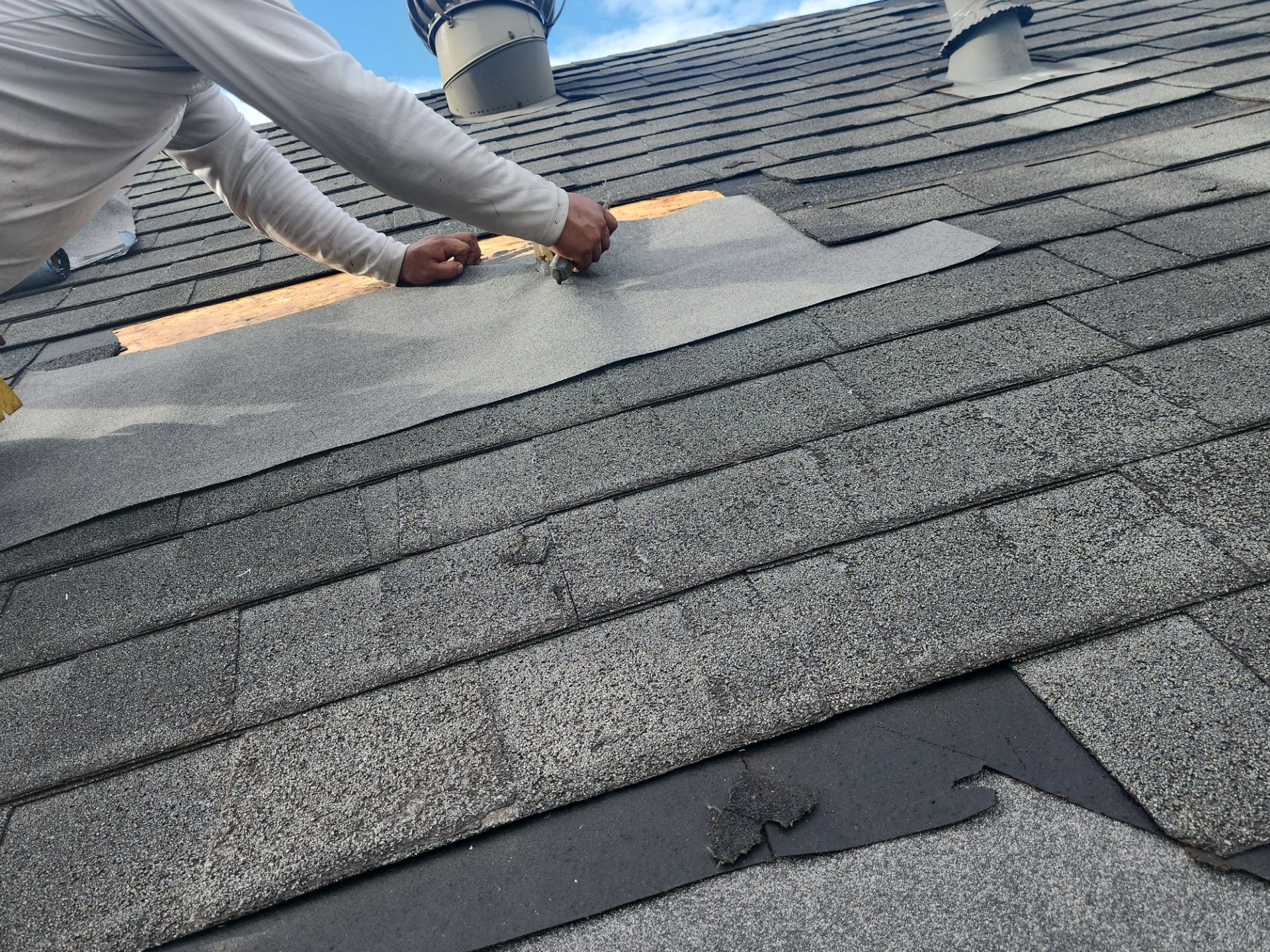 Residential Roofing Repair using Owen's Corning Duration (Lifetime) Shingles by Roof Repair Company