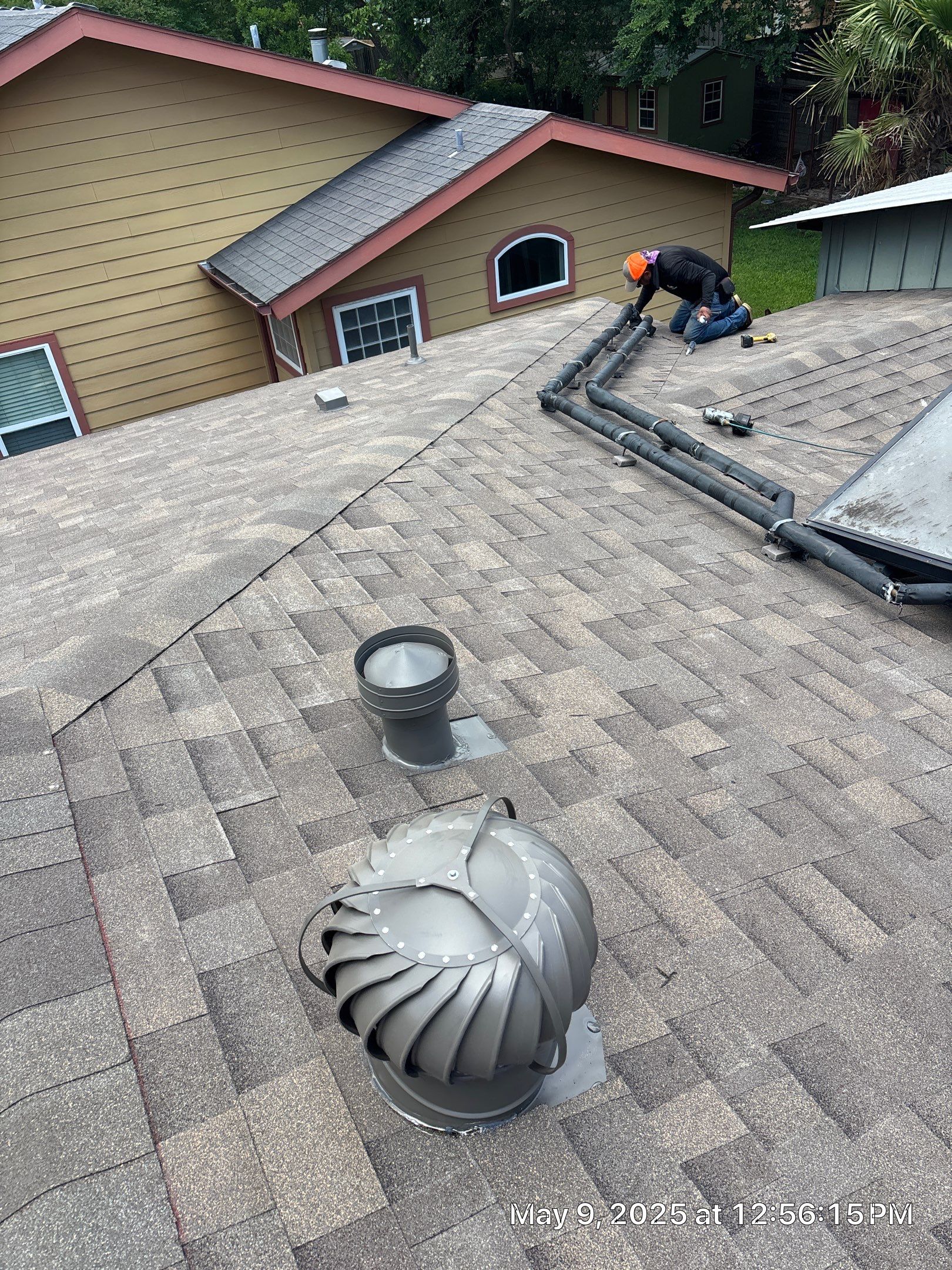 Weathered Wood - Malarkey Highlander by RoofsOnly.com