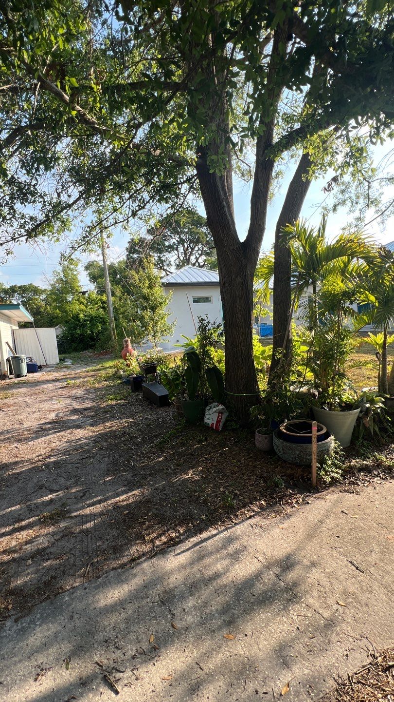 Sarasota, FL 6ft. Tall White Vinyl Privacy Fence by Asap fence and gates, LLC