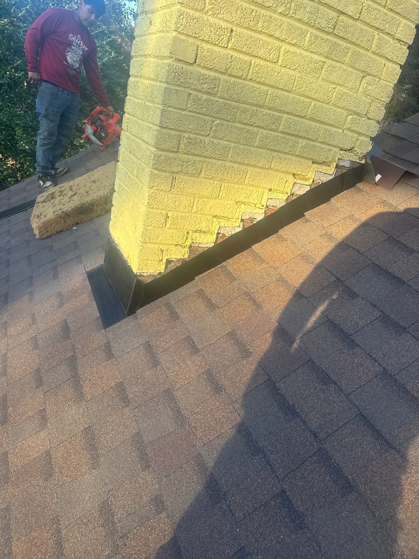 Certainteed Landmark Architectural Shingle in Heatherwood by H&S Roofing and Gutter