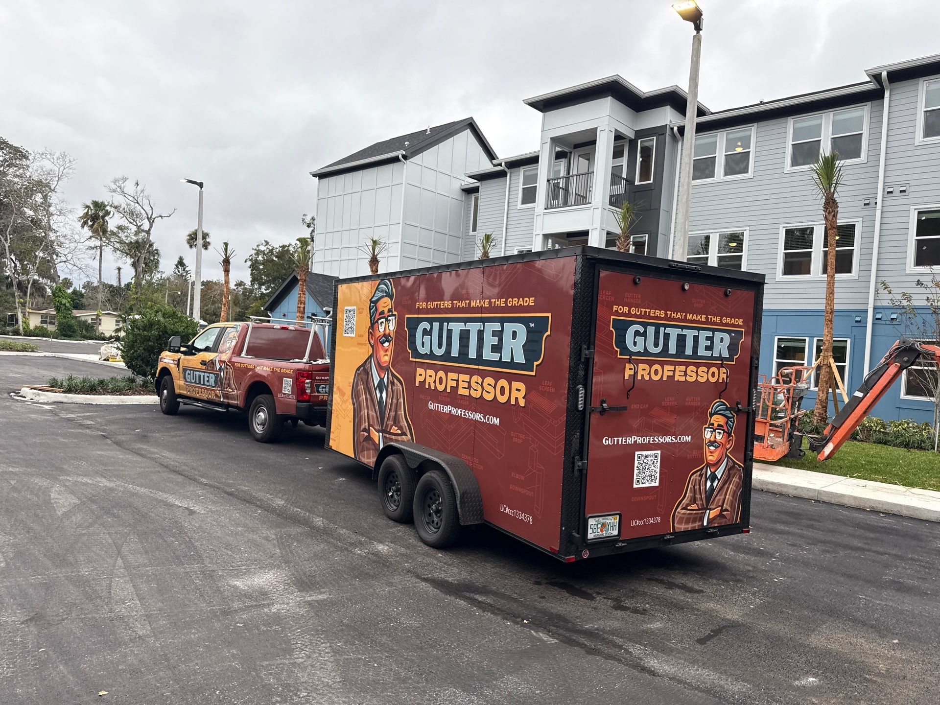 7-Inch Seamless Gutters for Large Roofs in Daytona Beach FL by Gutter Professors