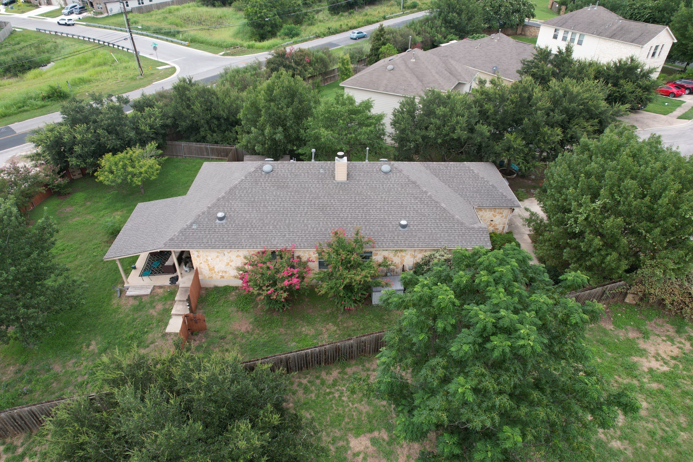 TAMKO Titan XT Weathered Wood by STX Roofing