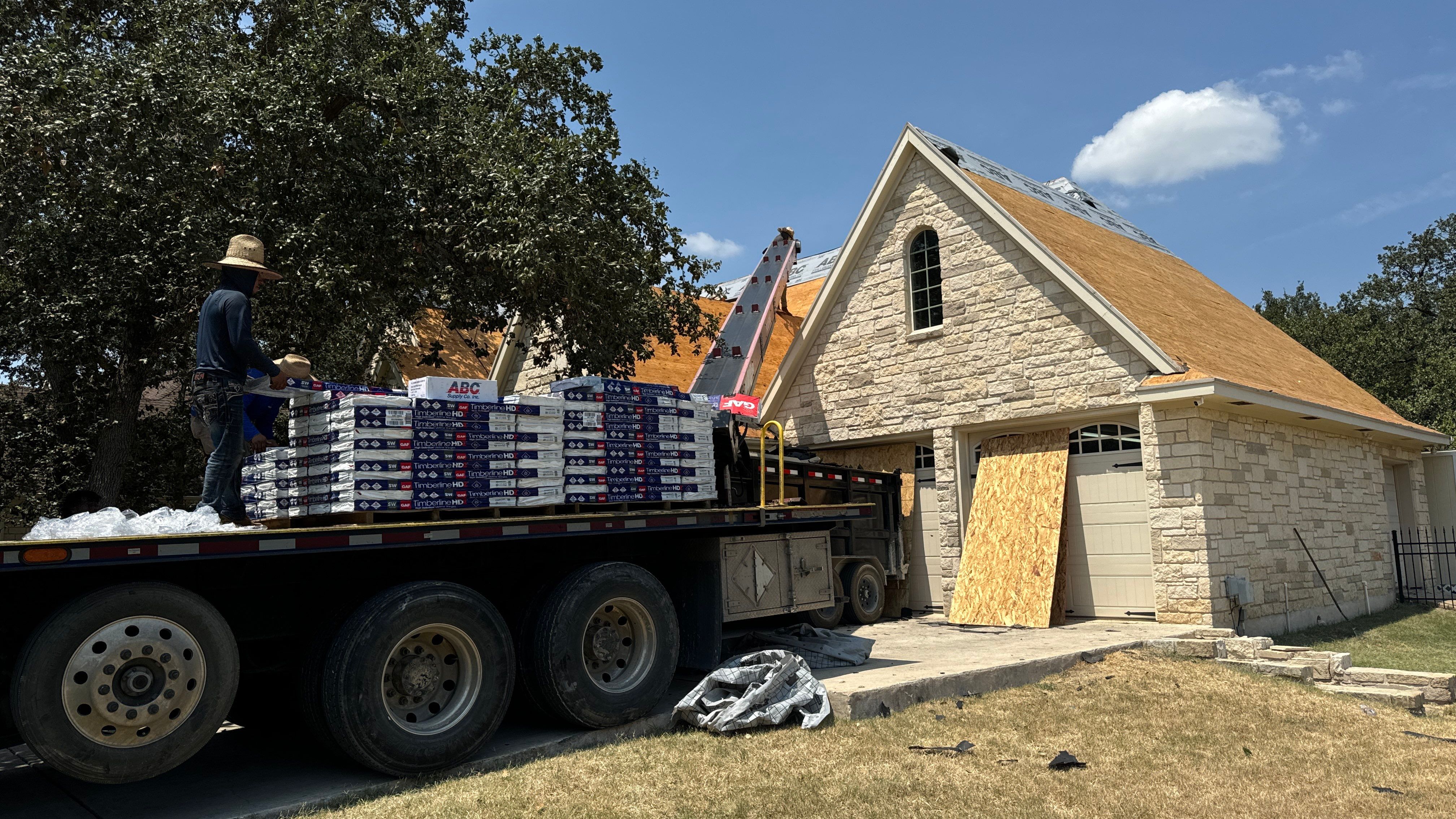 GAF HDZ - Charcoal by Elite Roofing LLC