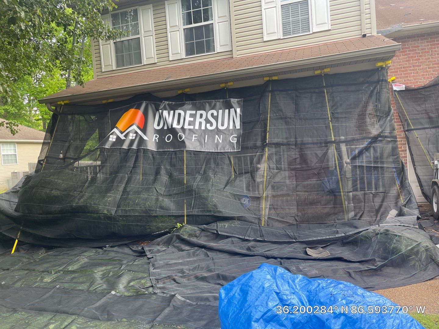 Residential Roofing Installation using Owens Corning Oakridge Roofing System by Undersun Roofing 