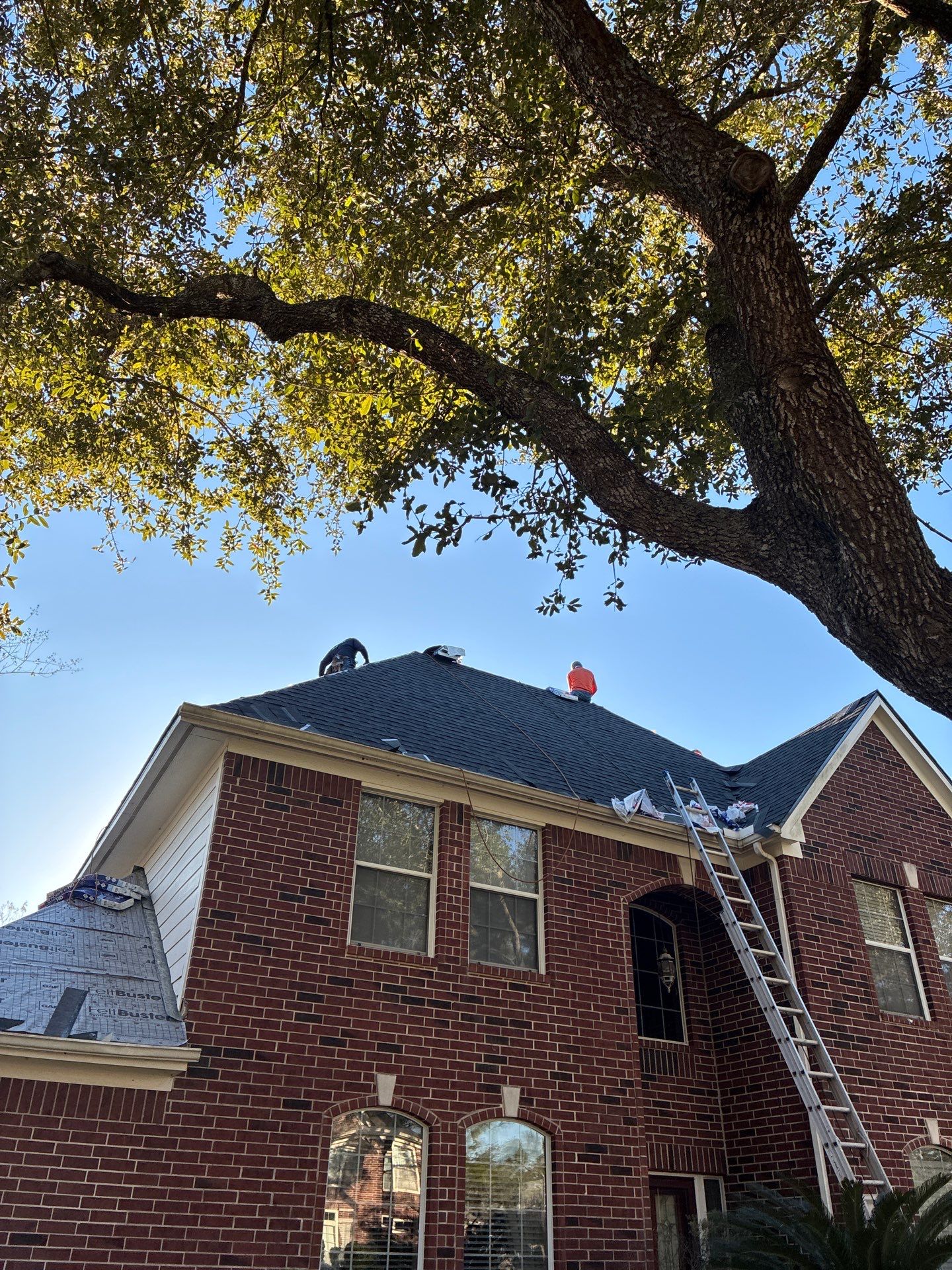 Roof Replacement in The Forest of Friendswood, Friendswood TX by Roof Repair Company