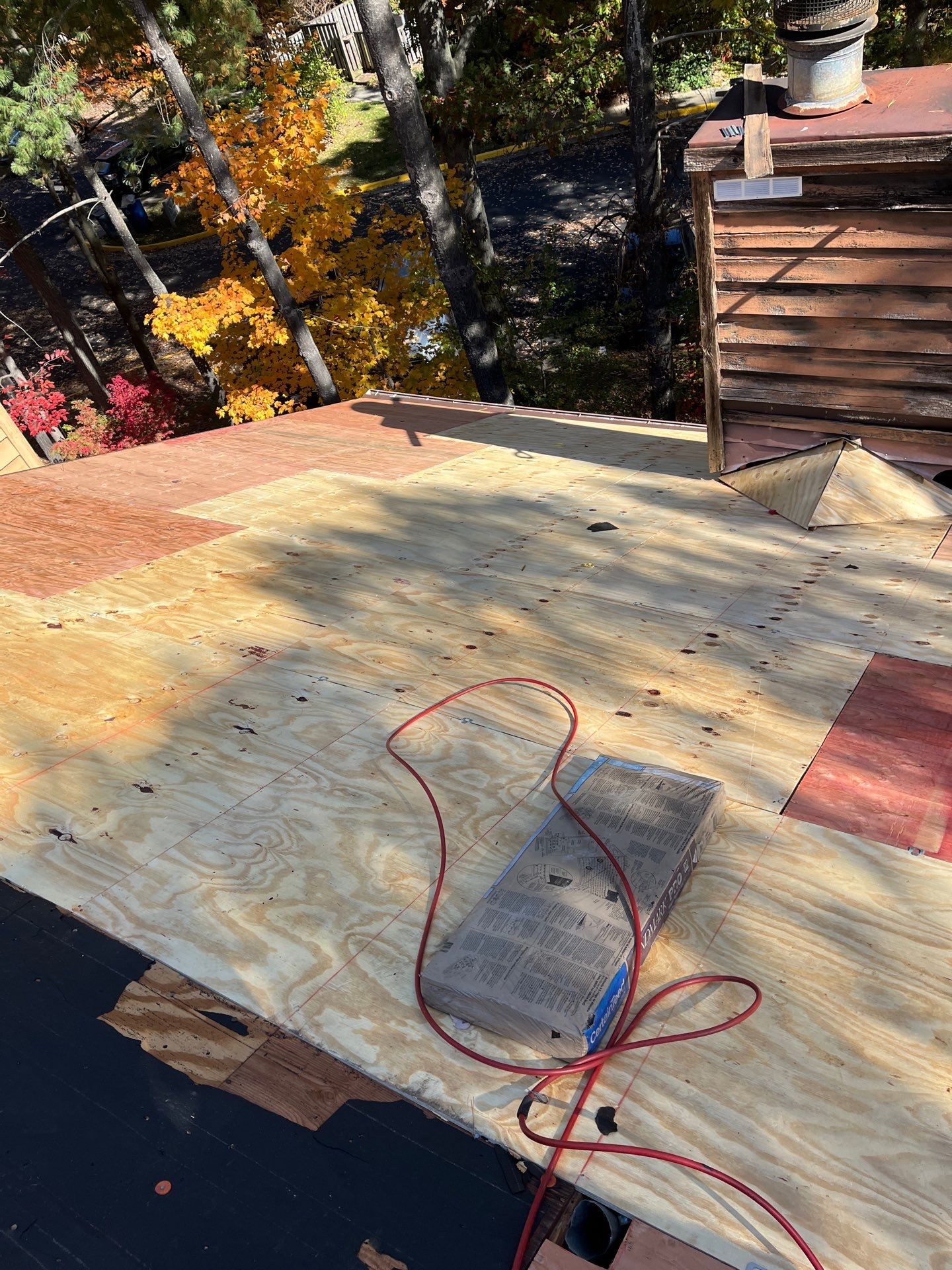 Reston: Residential Roof Replacement with CertainTeed Landmark Pro Designer Shingles in Max Def Red Oak by RM Banning, Inc.