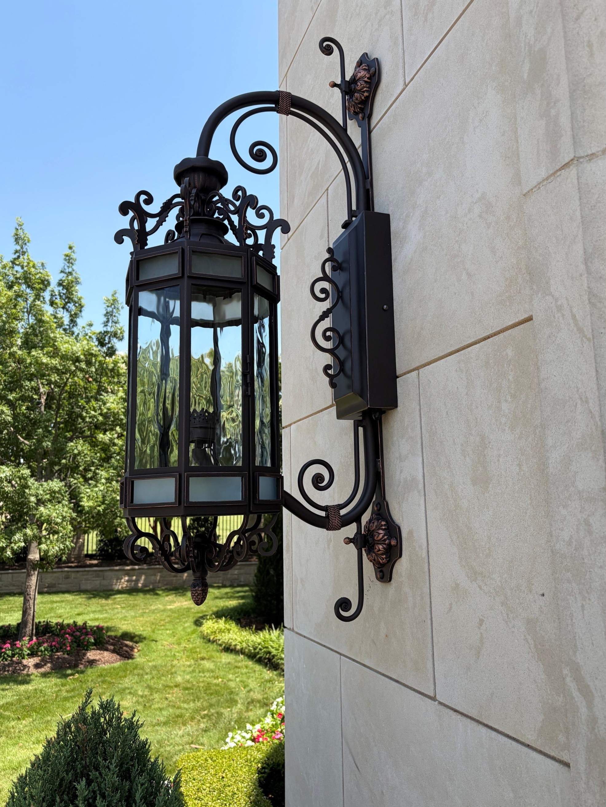 Custom Outdoor Lighting Installation for Southlake Residential Estate by Solara Custom Living