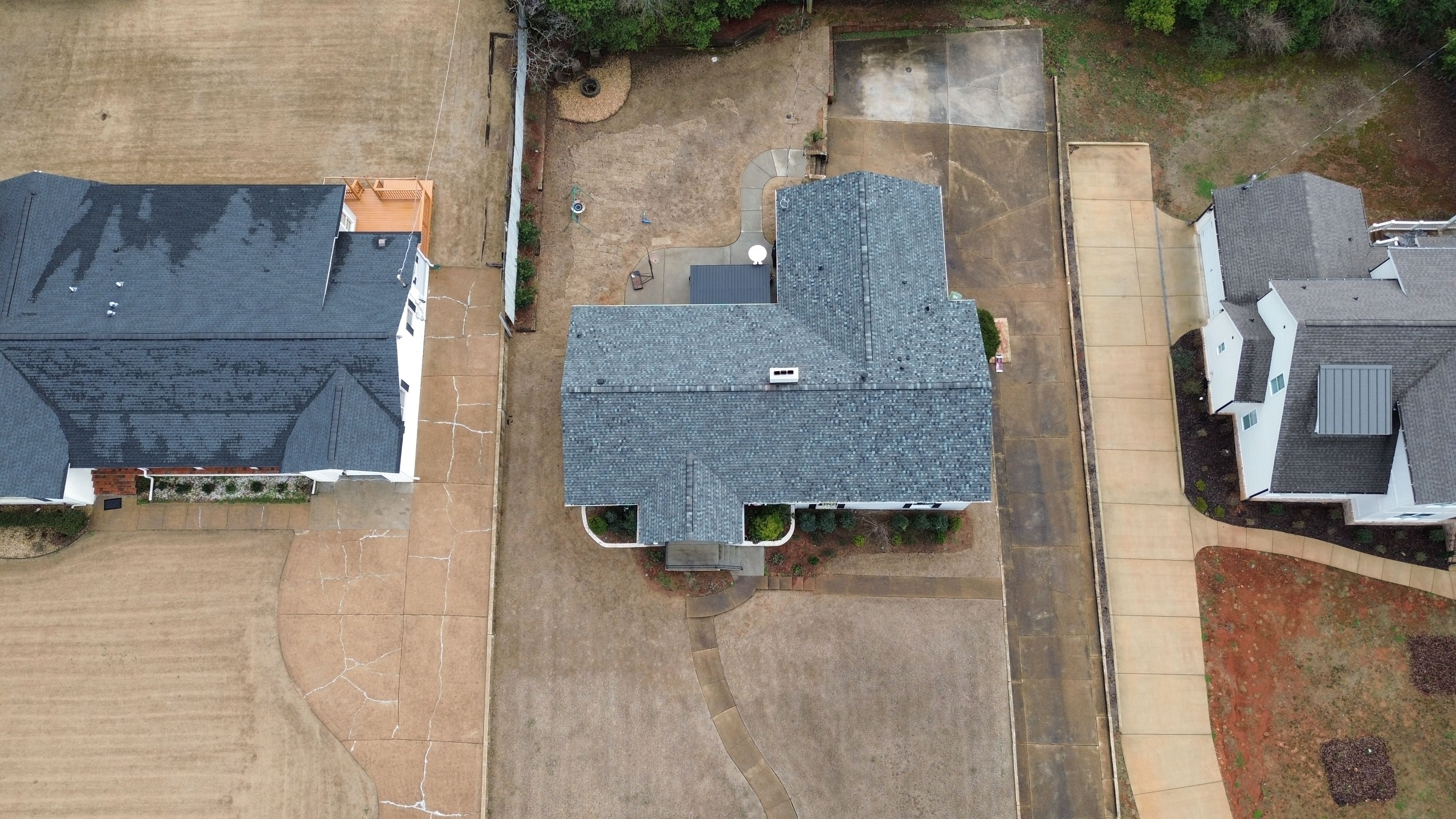 Thunderstorm Grey - Strong by BayCo Roofing