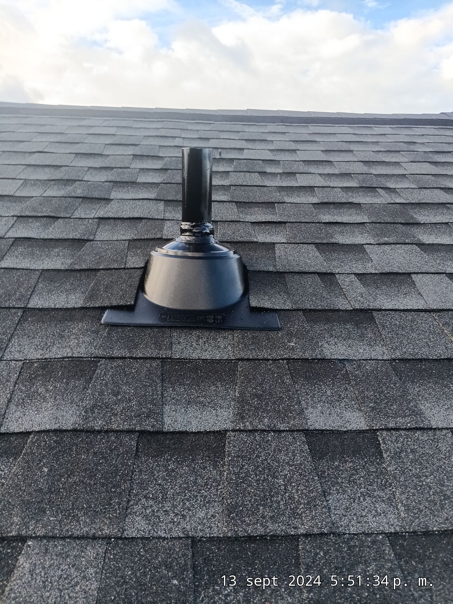 GAF HDZ - Charcoal by Linta Roofing Inc