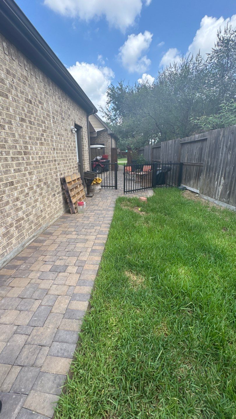 ๐ธ Linda & Dave Showcase: Backyard & Side Yard Renovation by Texas Urban Elements