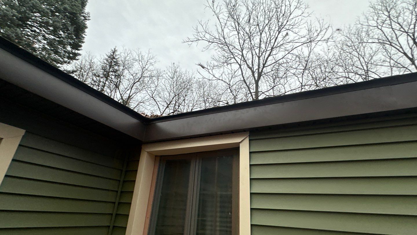 Siding Replacement using CertainTeed Restoration Classis D4 by 180 Contractors