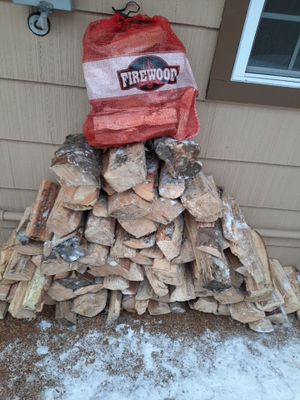Firewood Delivery  using Seasoned Firewood