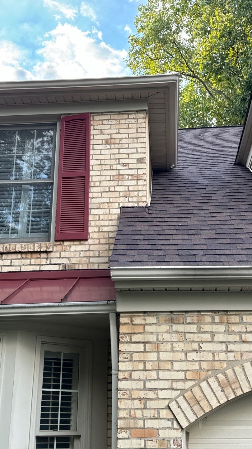 Vienna: Residential Roof Replacement with CertainTeed Landmark Designer Shingles in Burnt Sienna by RM Banning, Inc.