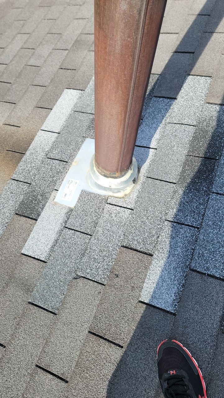 Brand: Atlas Pinnacle Color: Copper Canyon Drip: Royal Brown by Eagle Eye Roofing